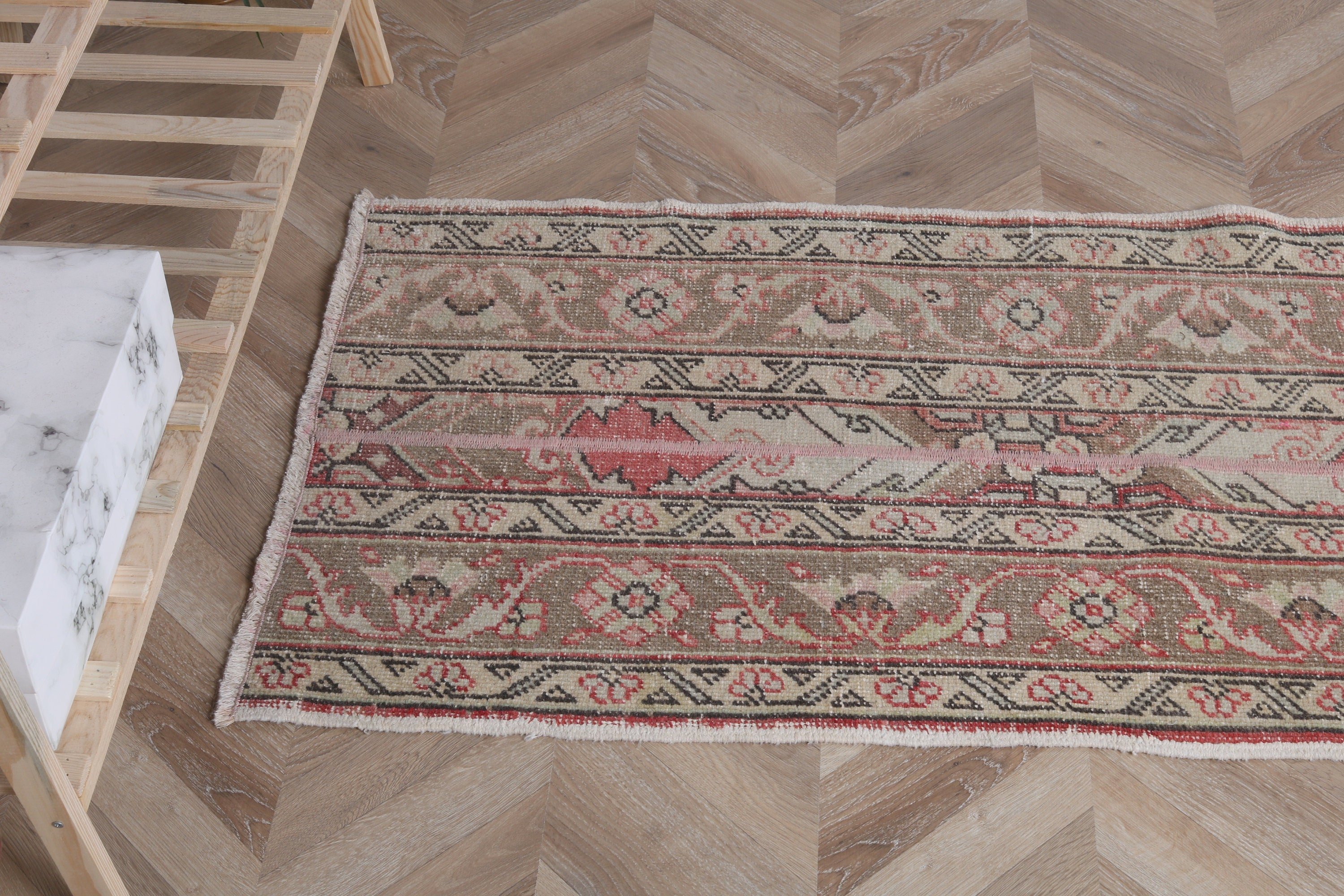 Vintage Halılar, Koridor Halısı, Türk Halısı, Yer Halısı, 2x11 ft Runner Halısı, Pembe Nötr Halılar, Dış Mekan Halısı, Vintage Runner Halıları, Nötr Halılar