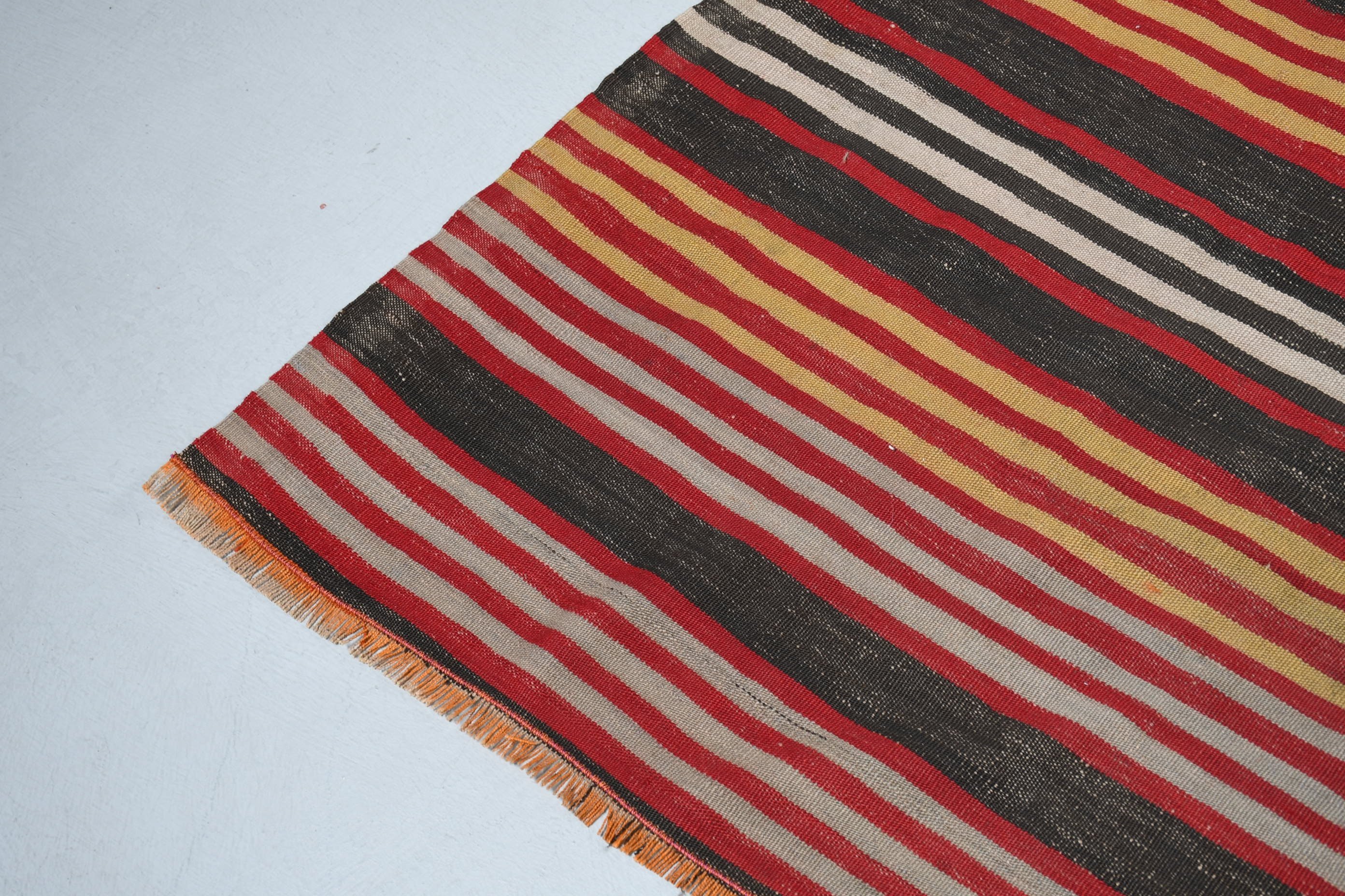 Türk Kilim, Salon Kilim, Siyah Zemin Kilim, Uşak Kilim, Yatak odası Kilim, 180x287 cm Salon Kilim, Yatak odası Kilim, Oturma odası Kilim