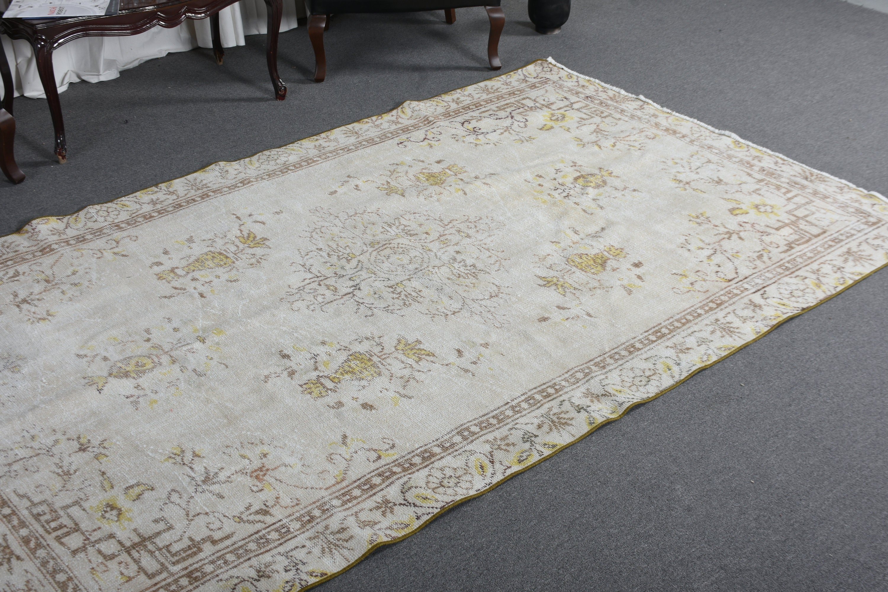 Moroccan Rug, Dining Room Rug, Turkish Rugs, Bedroom Rug, Kitchen Rug, Vintage Rug, Beige Antique Rugs, 5.6x8.9 ft Large Rug, Organic Rug