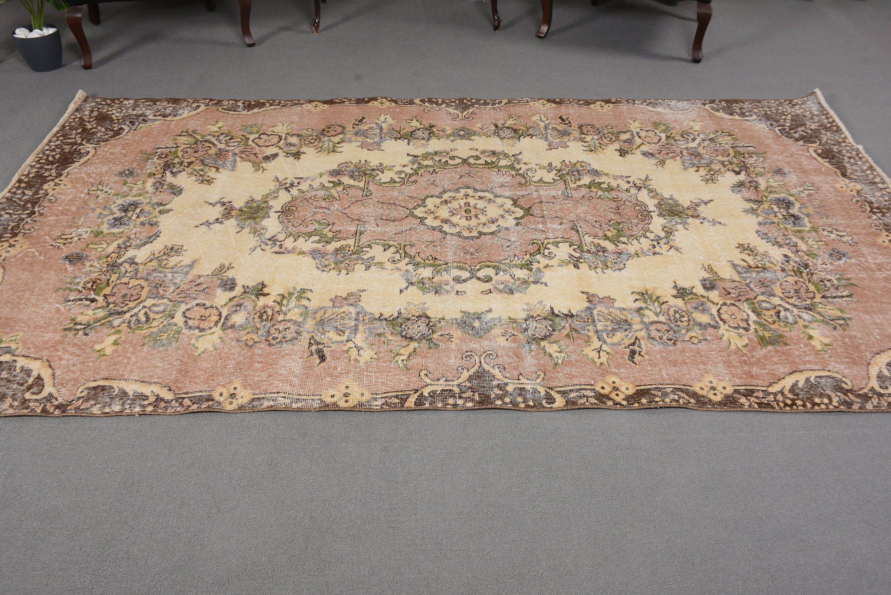 Dining Room Rugs, Vintage Rug, Beige Antique Rugs, Living Room Rugs, Bedroom Rugs, 5.5x9.3 ft Large Rugs, Turkish Rugs, Oushak Rugs