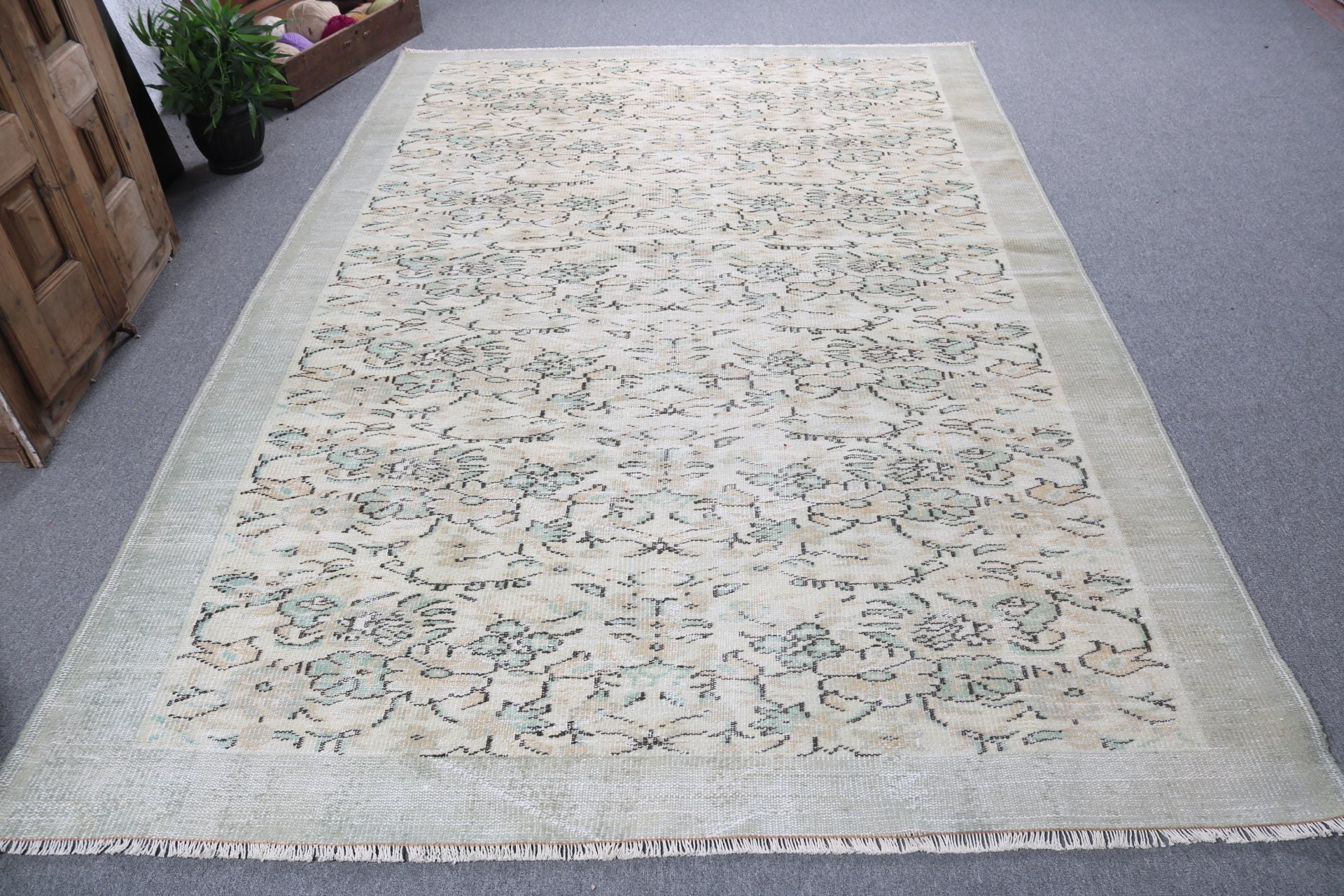 Floor Rug, Vintage Rug, Turkish Rug, Moroccan Rugs, 6.4x9.5 ft Large Rug, Salon Rugs, Green Statement Rug, Luxury Rug, Large Boho Rugs