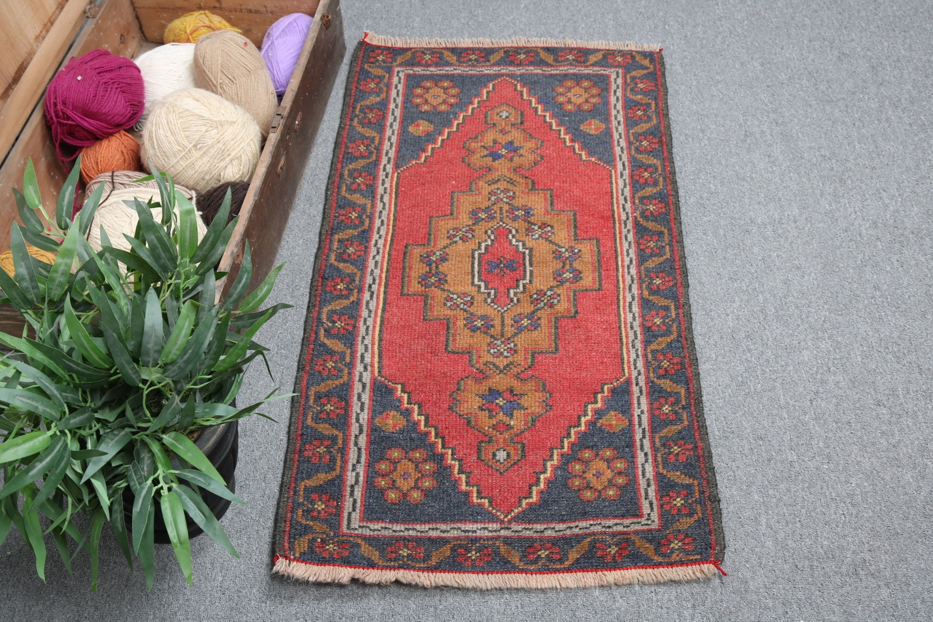 Turkish Rugs, Statement Rugs, Vintage Rug, Boho Rug, 1.8x3.4 ft Small Rugs, Entry Rug, Wall Hanging Rugs, Kitchen Rugs, Red Oriental Rug