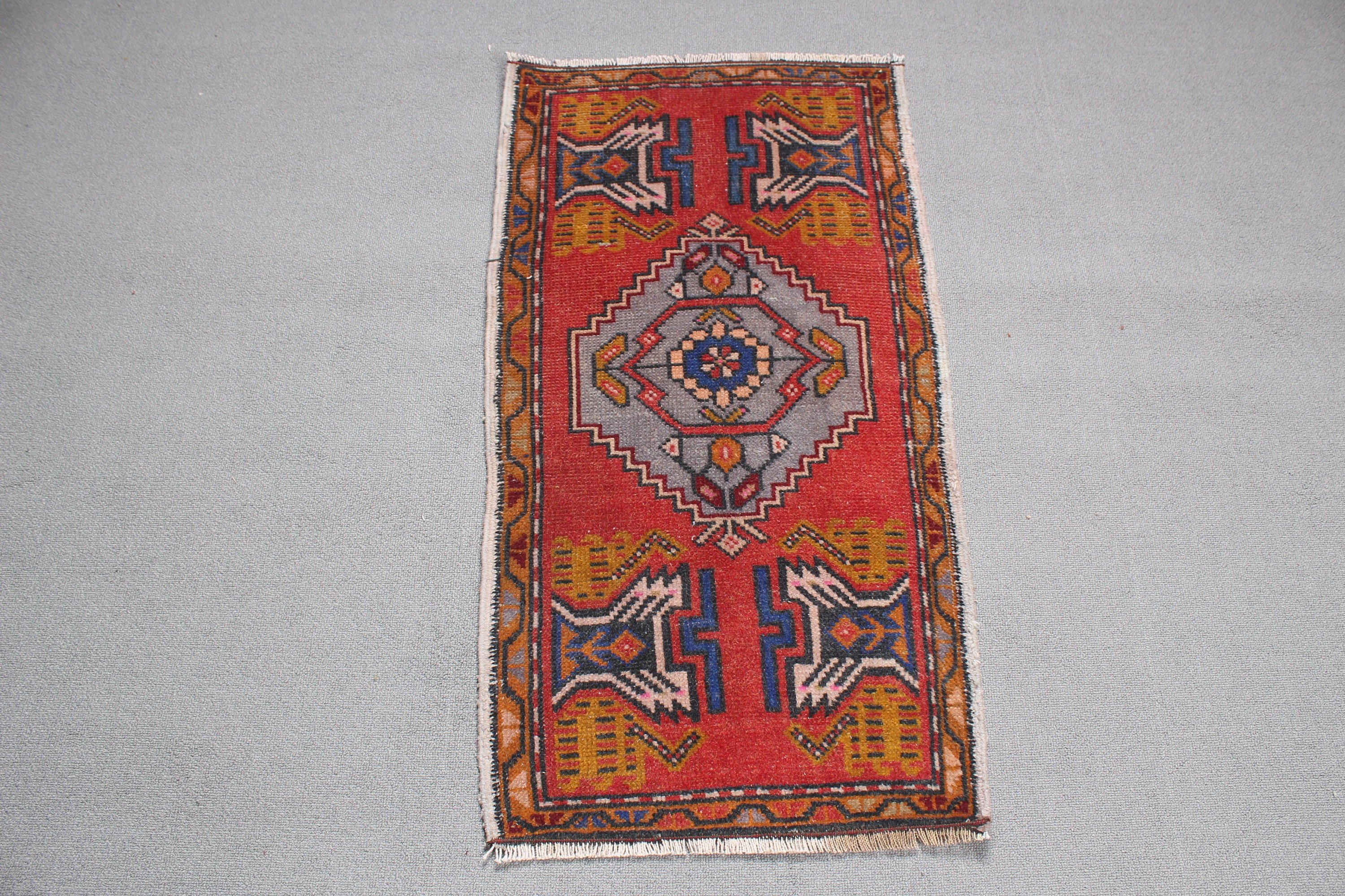 Vintage Halı, Kırmızı El Dokuma Halılar, Küçük Alan Halıları, Lüks Halılar, Tribal Halılar, Boho Halılar, 1.7x3.2 ft Küçük Halı, Türk Halısı, Duvara Asılı Halılar