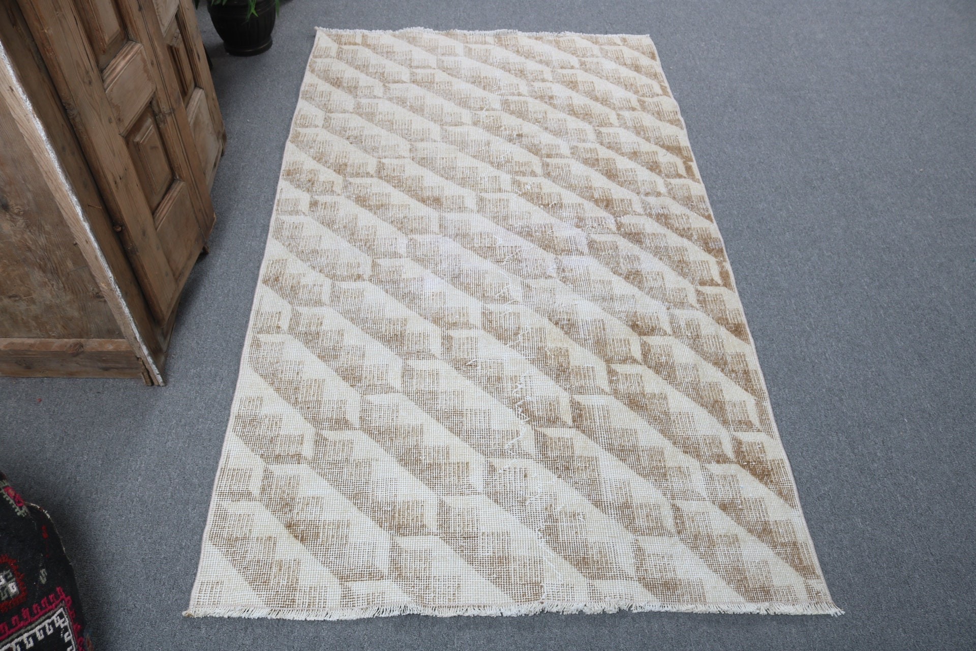 Handwoven Rugs, Vintage Rug, Bedroom Rug, Turkish Rug, 3.6x6.4 ft Accent Rug, Boho Accent Rug, Beige Geometric Rugs, Flatweave Rugs