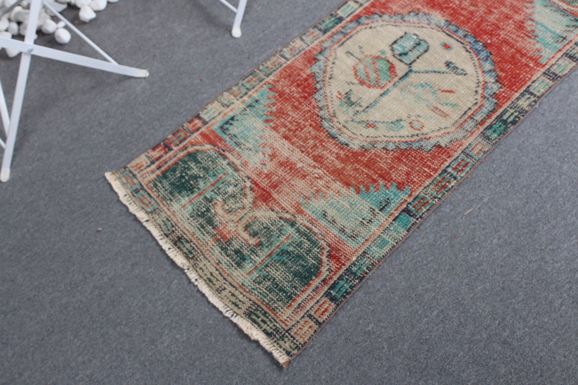 Çocuk Odası Halıları, Yatak Odası Halısı, Araba Paspas Halısı, Türk Halısı, Mutfak Halısı, Vintage Halı, 1.9x4.2 ft Küçük Halı, Kırmızı Oushak Halı, Vintage Dekor Halısı