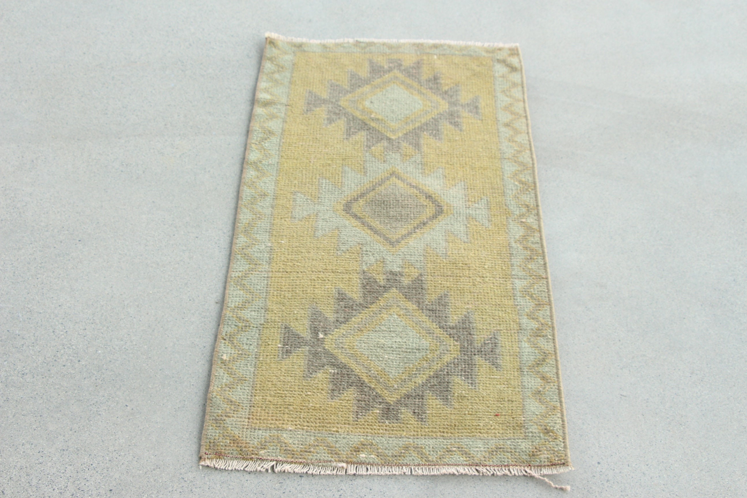 Dış Mekan Halıları, Yeşil 1,5x3 ft Küçük Halı, Vintage Halılar, Fas Halıları, Oryantal Halı, Banyo Halıları, Türk Halıları, Giriş Halısı