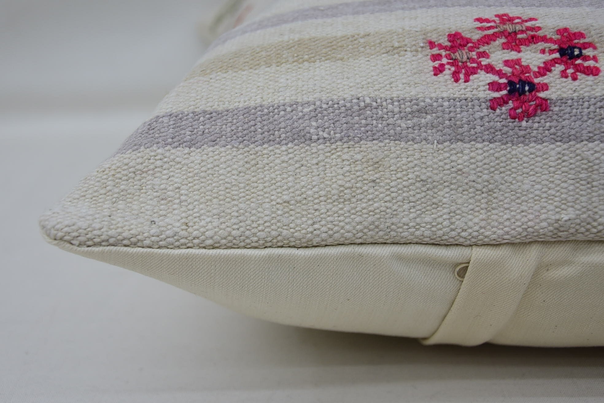 Cotton Pillow, Pattern Throw Pillow, Handmade Kilim Cushion, Kilim Cushion Sham, Vintage Kilim Throw Pillow, 16"x24" Beige Pillow Case