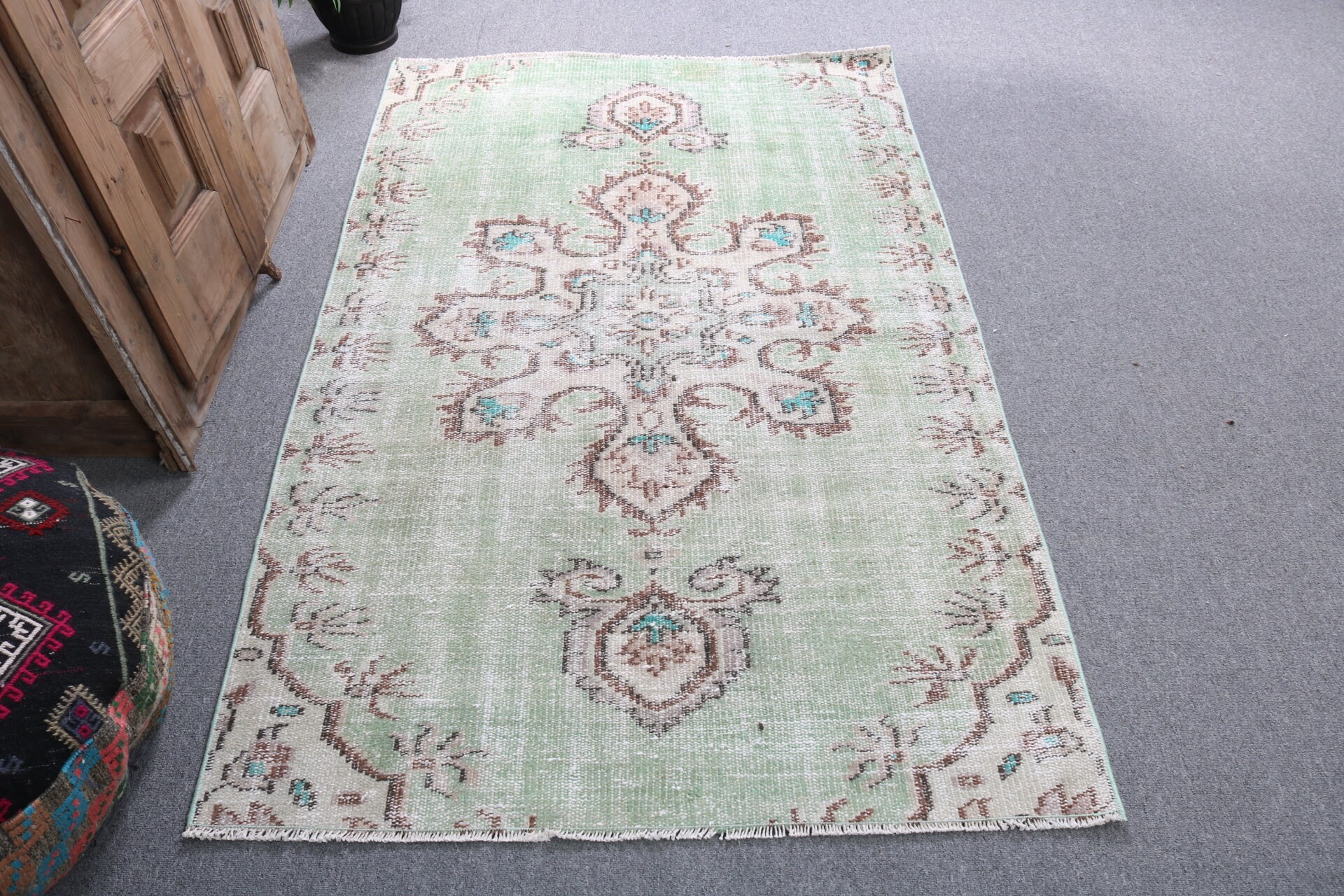 Exotic Rug, Turkish Rugs, Oushak Rugs, Green Oushak Rug, Nursery Rugs, Vintage Rug, Oriental Rug, 3.7x5.6 ft Accent Rugs, Kitchen Rugs