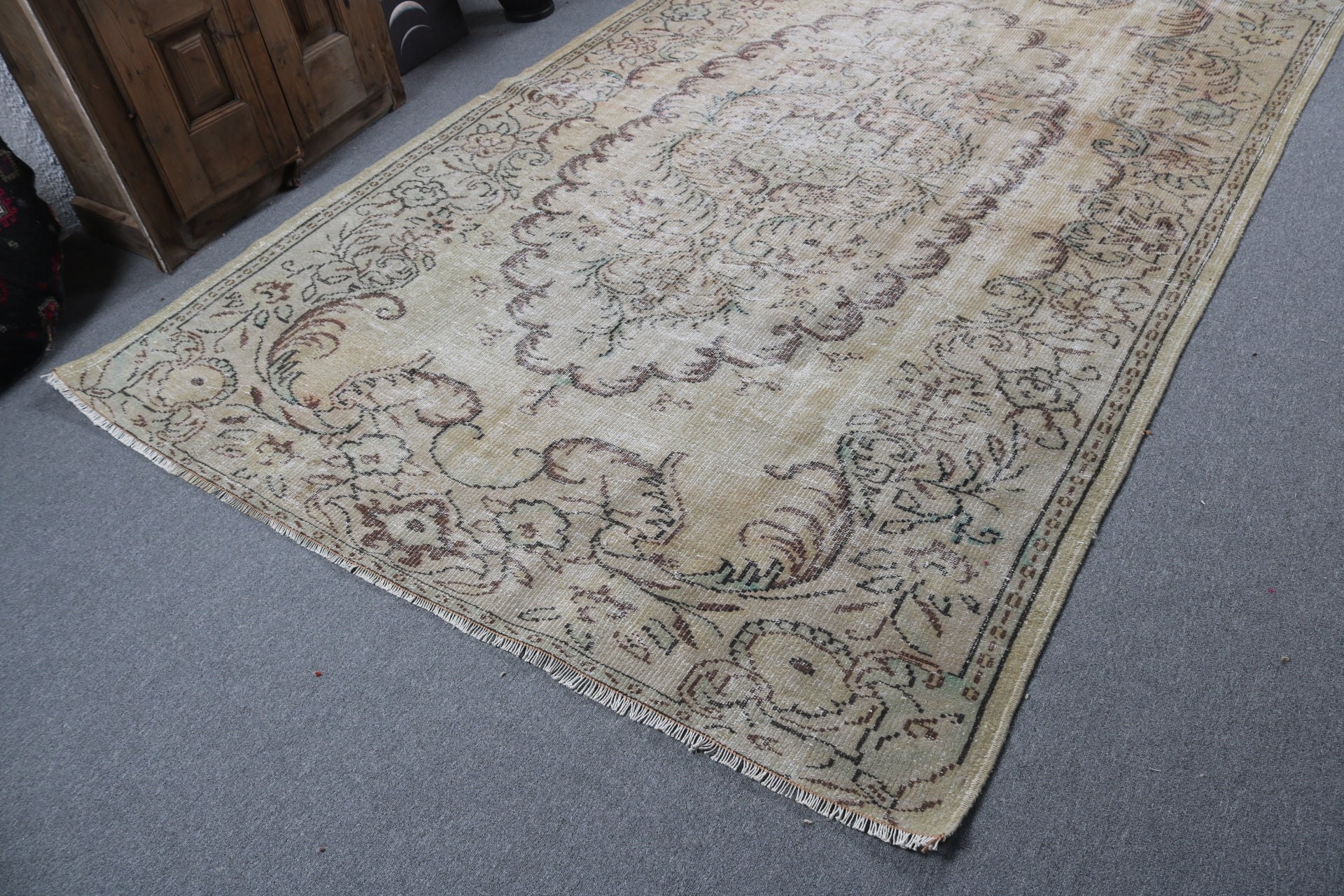 Büyük Vintage Halı, Vintage Halılar, Düz Dokuma Halı, Türk Halısı, Lüks Halılar, Kahverengi Oushak Halıları, 6.2x9.4 ft Büyük Halı, Oturma Odası Halısı