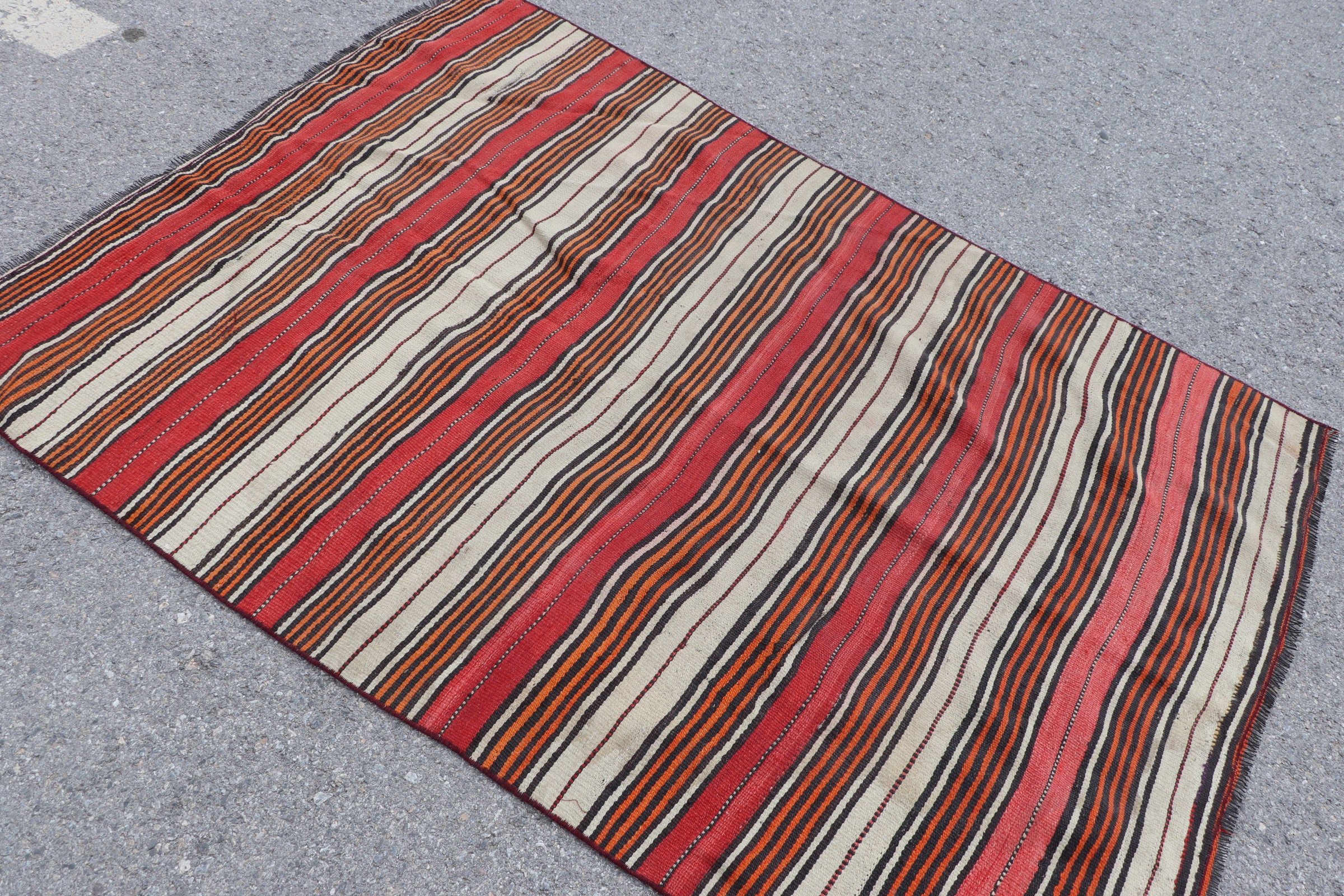 Antre Kilim, Oturma odası Kilim, Yatak odası Kilim, Uşak Kilim, Nostaljik Kilim, 137x186 cm Oturma odası Kilim, Kırmızı Yün Kilim