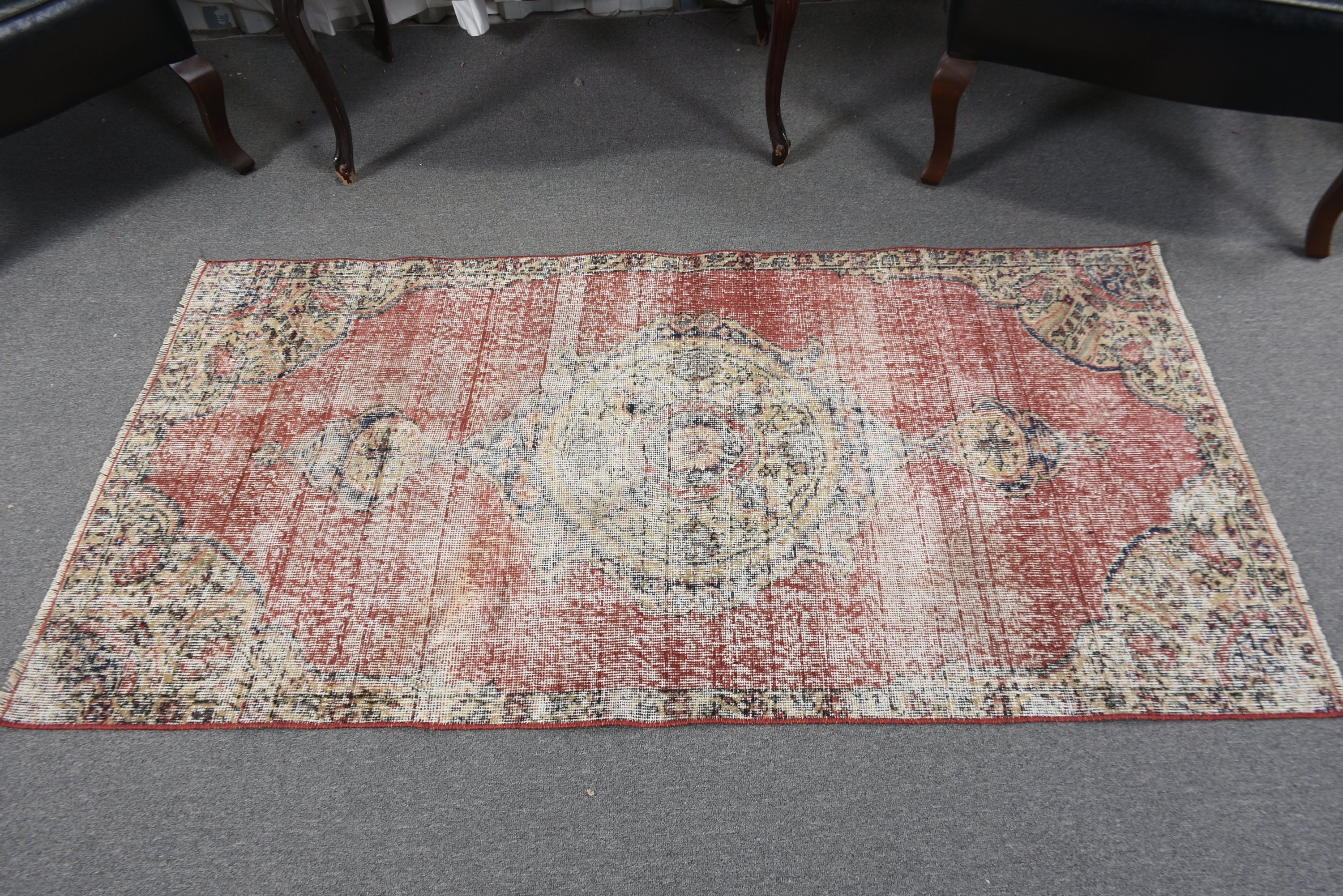 Turkish Rug, Vintage Rug, Wool Rugs, 2.8x5.5 ft Accent Rug, Red Bedroom Rug, Kitchen Rug, Outdoor Rugs, Boho Accent Rug, Home Decor Rugs