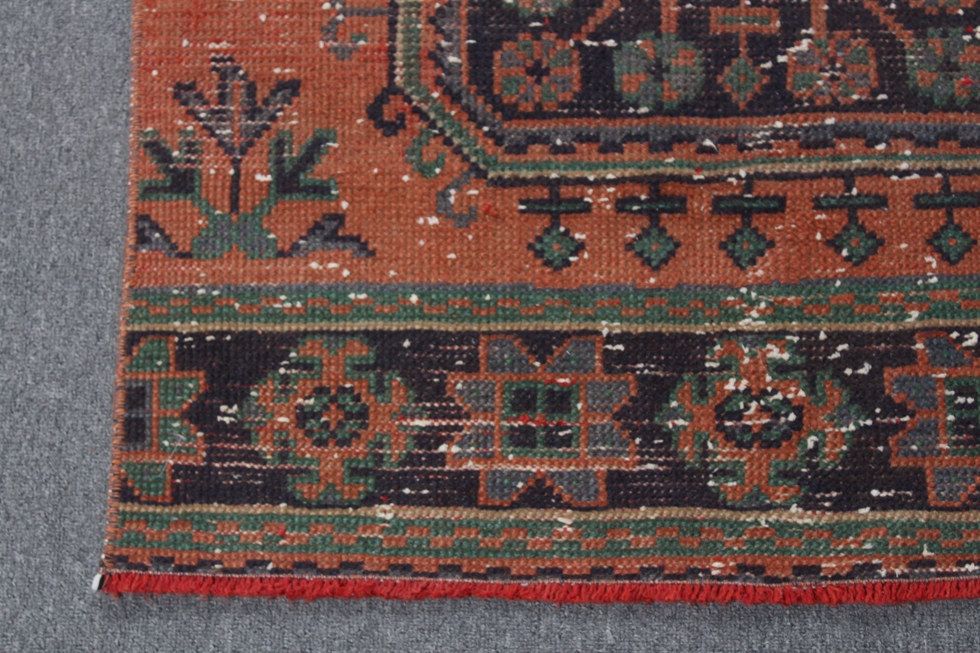 Oushak Halıları, Turuncu Mutfak Halısı, Koşucu Halıları, 2,6x11 ft Koşucu Halısı, Koridor Halıları, Merdiven Halıları, Vintage Halılar, Türk Halısı, Fas Halısı