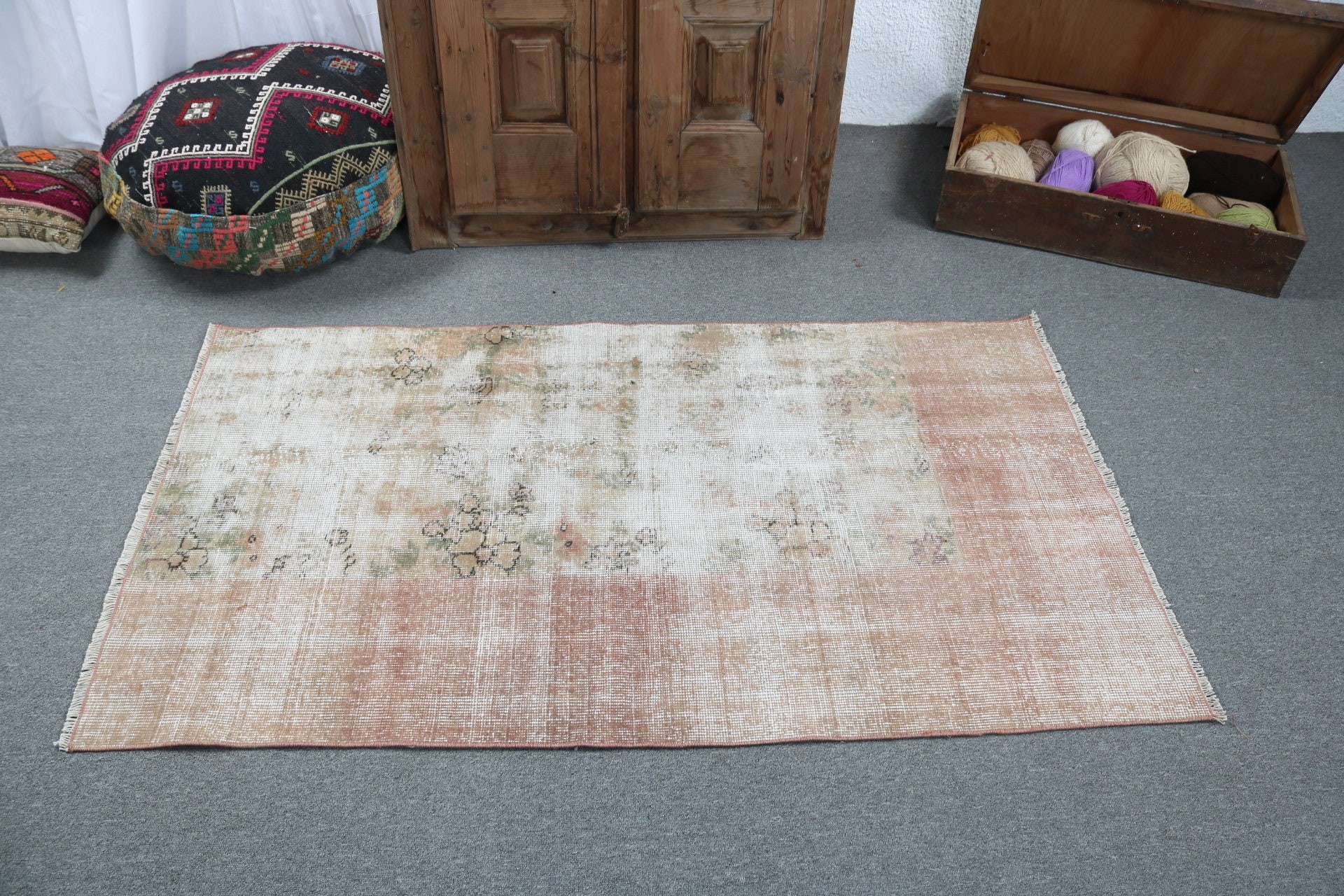 Nursery Rug, Statement Rug, Vintage Accent Rug, Turkish Rugs, Oushak Rug, Orange Anatolian Rugs, Vintage Rug, 3x5.2 ft Accent Rugs