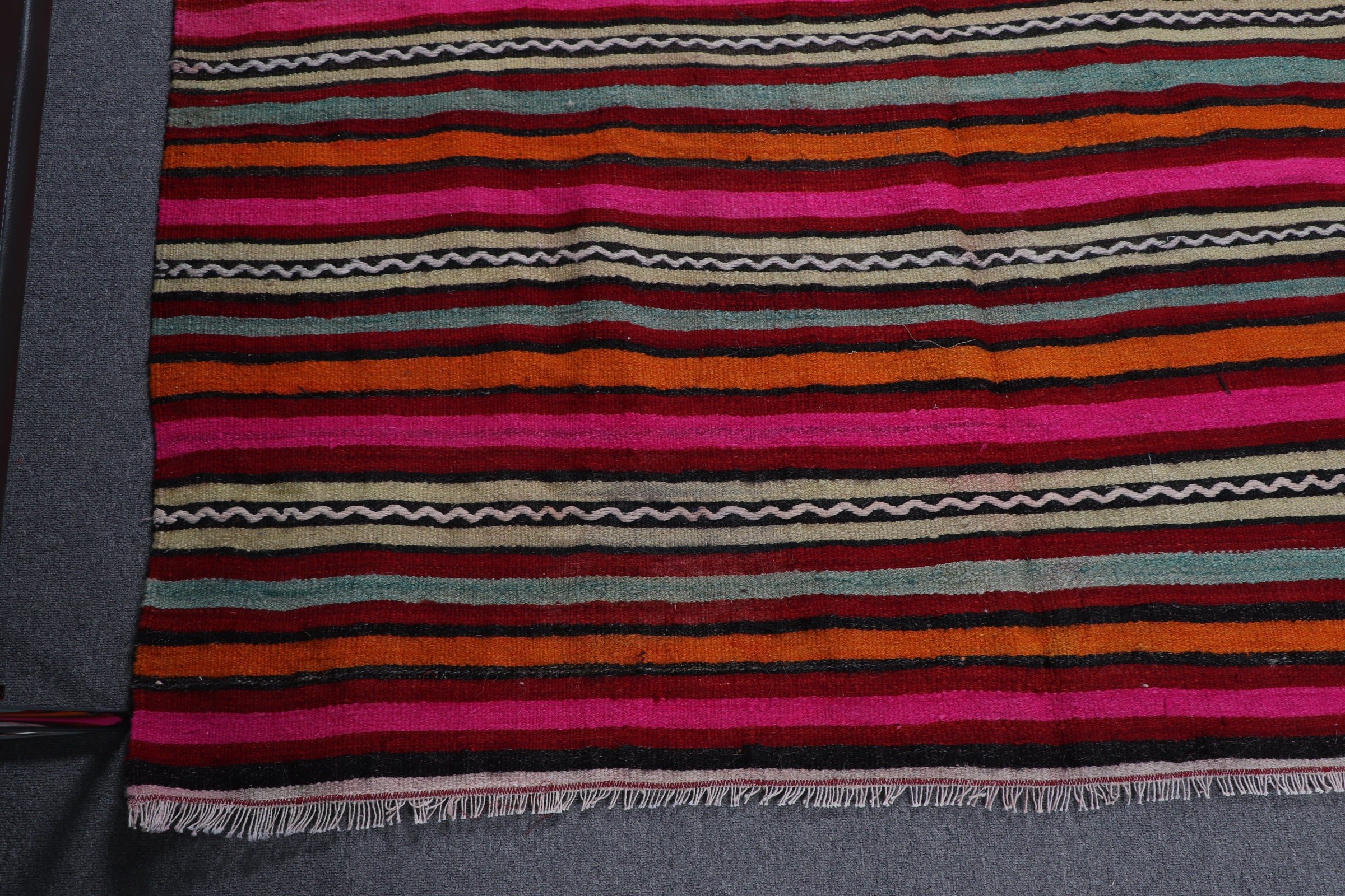 Gökkuşağı Yatak Odası Halısı, Yemek Odası Halısı, Vintage Halılar, Ev Dekorasyonu Halıları, Yer Halıları, Türk Halısı, Mutfak Halıları, Kilim, 5.5x7.1 ft Alan Halısı