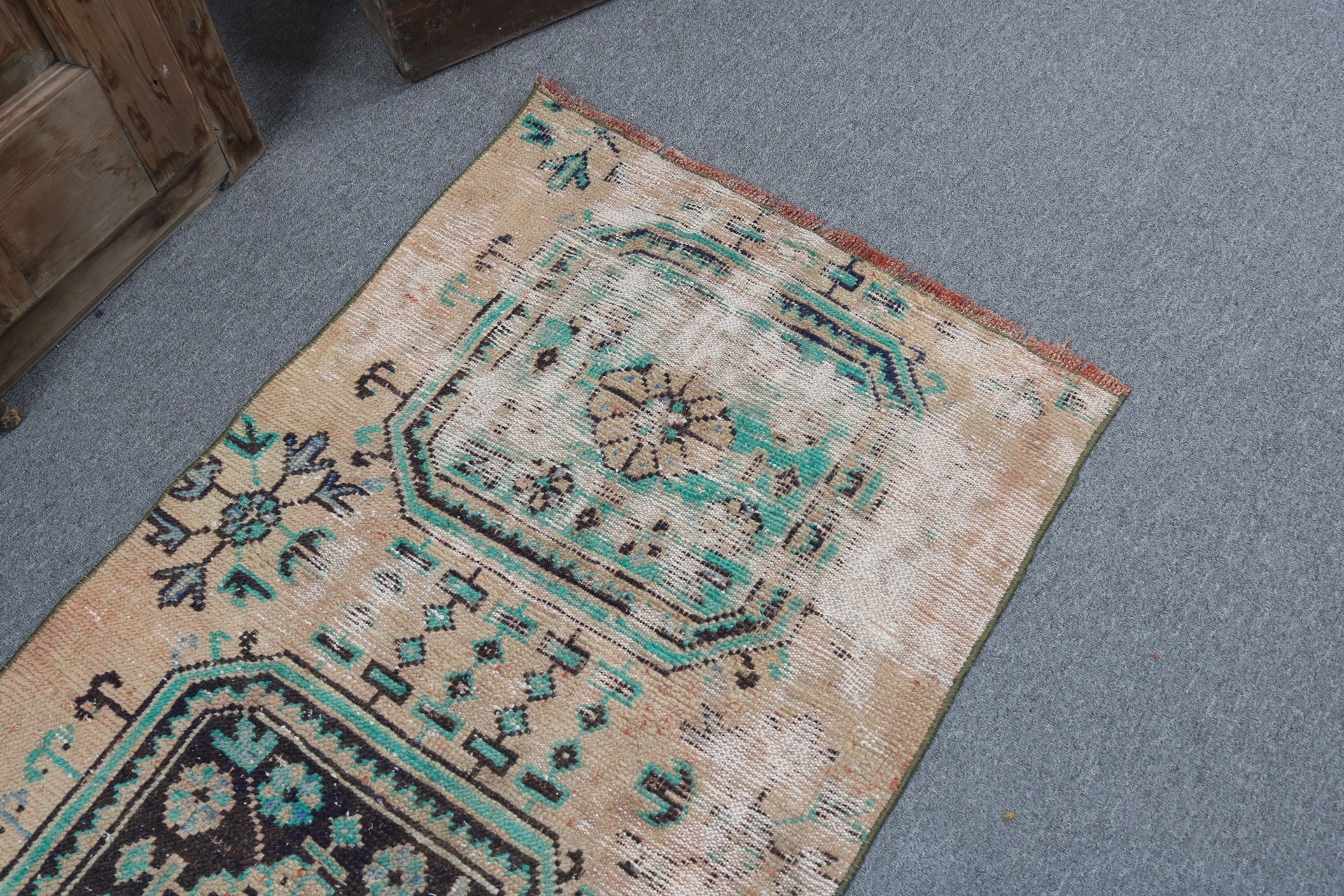 Vintage Halı, 2.4x3.9 ft Küçük Halı, Nötr Halılar, Türk Halıları, Boho Halısı, Bohem Halısı, Duvara Asılı Halılar, Küçük Boho Halıları, Kahverengi Yer Halıları