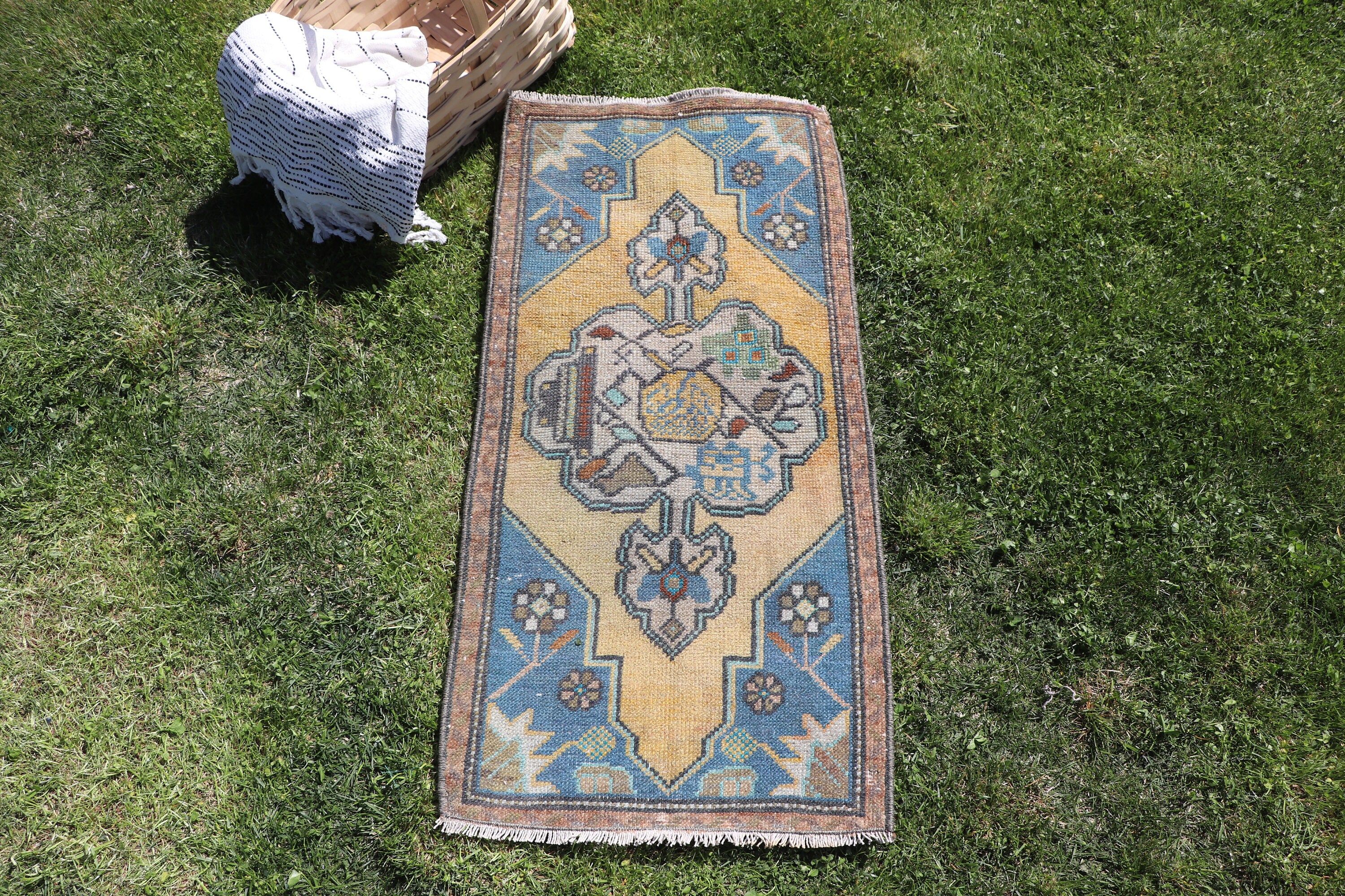 Vintage Halı, 1.5x3 ft Küçük Halılar, Oushak Halı, Sarı El Dokuma Halı, Türk Halısı, Sanatsal Halılar, Geometrik Halılar, Küçük Boho Halı, Banyo Halısı