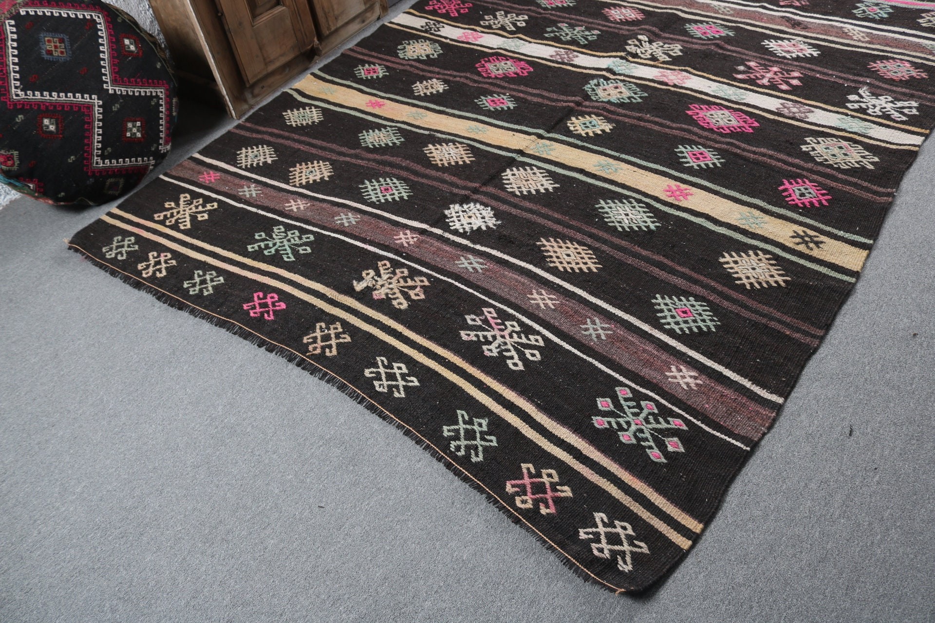 Mutfak Halıları, Siyah Lüks Halılar, Yemek Odası Halısı, Vintage Halılar, Oturma Odası Halısı, Antika Halı, 6.5x8.8 ft Büyük Halı, Türk Halıları, Kilim