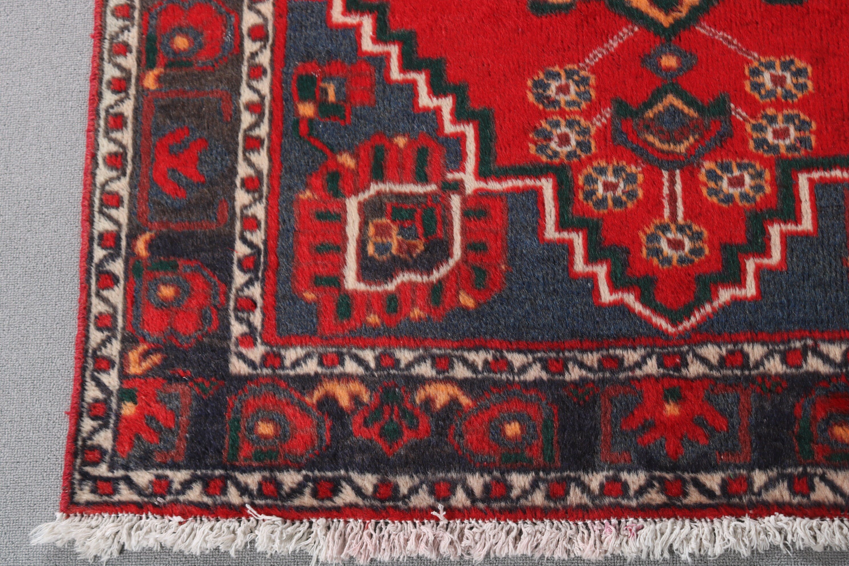 Moroccan Rug, Bedroom Rugs, Dining Room Rugs, Nursery Rug, Turkish Rugs, Rugs for Indoor, Red Cool Rug, 3.6x6.8 ft Area Rug, Vintage Rug