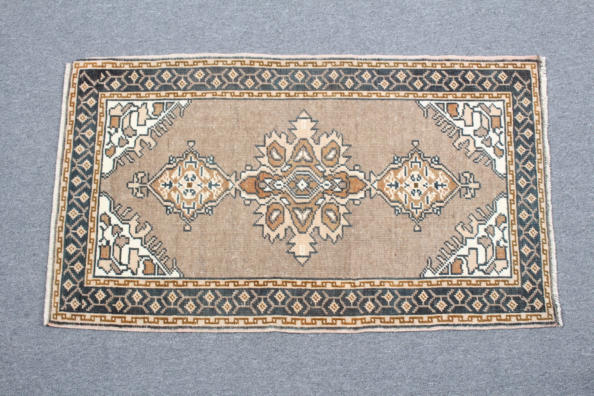 Rugs for Entry, Brown Anatolian Rugs, Vintage Rugs, 1.9x3.4 ft Small Rug, Kitchen Rug, Car Mat Rugs, Bedroom Rugs, Wool Rug, Turkish Rug