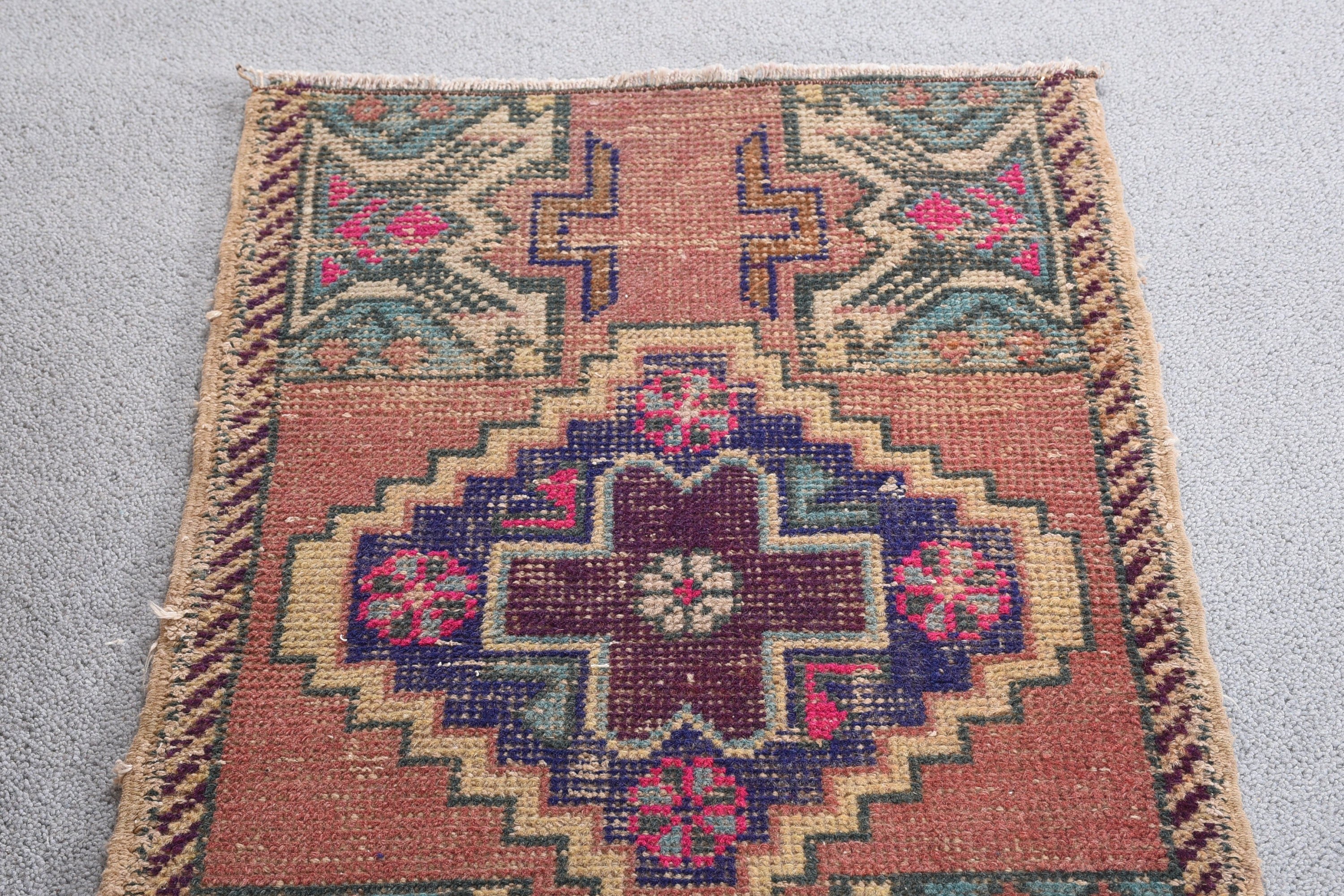 Oushak Halıları, 1.6x2.7 ft Küçük Halı, Araba Paspas Halıları, Giriş Halıları, Türk Halısı, Anadolu Halısı, Kırmızı Mutfak Halısı, Banyo Halıları, Vintage Halı