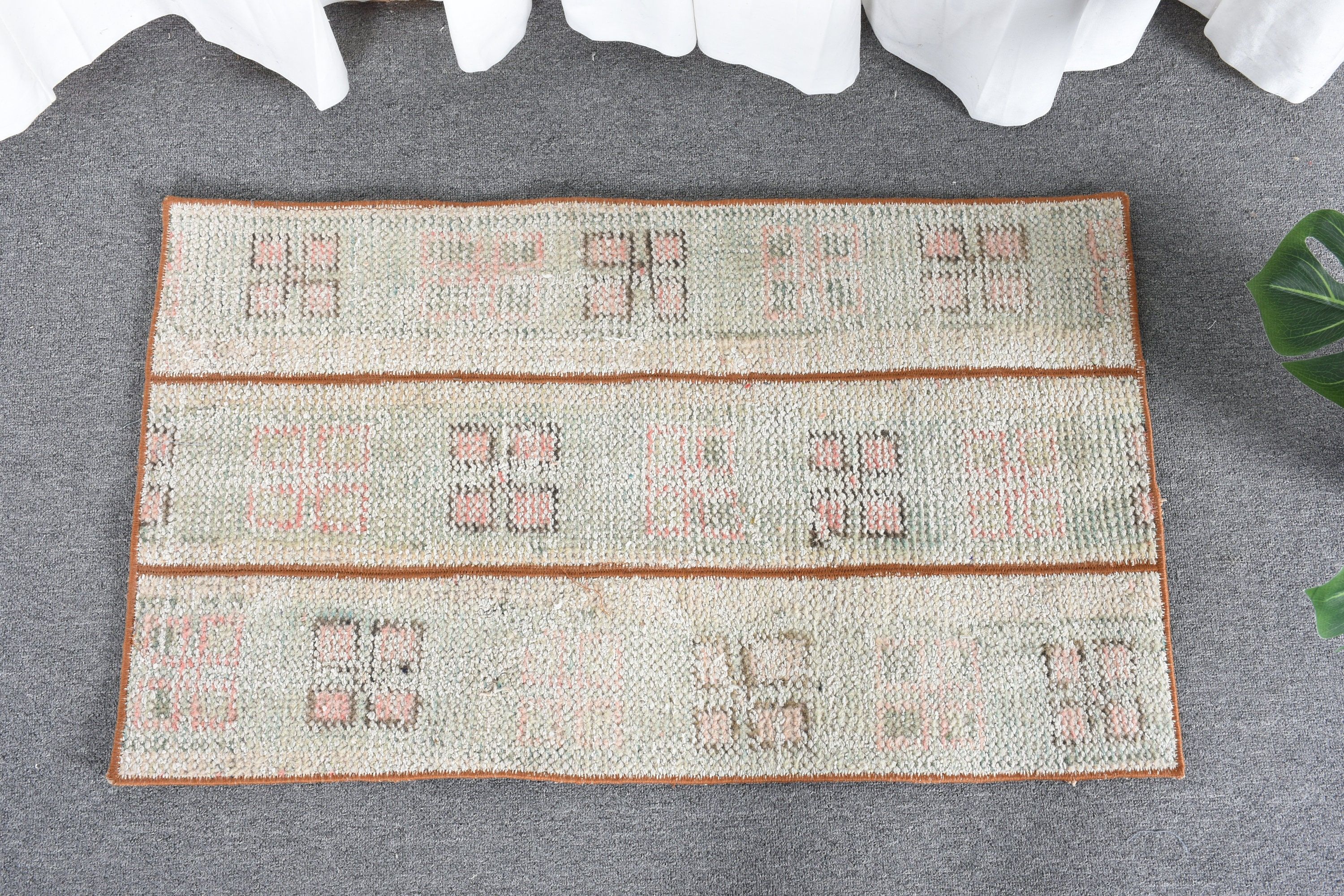 Kitchen Rug, Antique Rugs, Beige Wool Rug, Bedroom Rug, Vintage Rugs, Gift For The Home Rug, 1.8x3.1 ft Small Rug, Turkish Rug, Nursery Rug