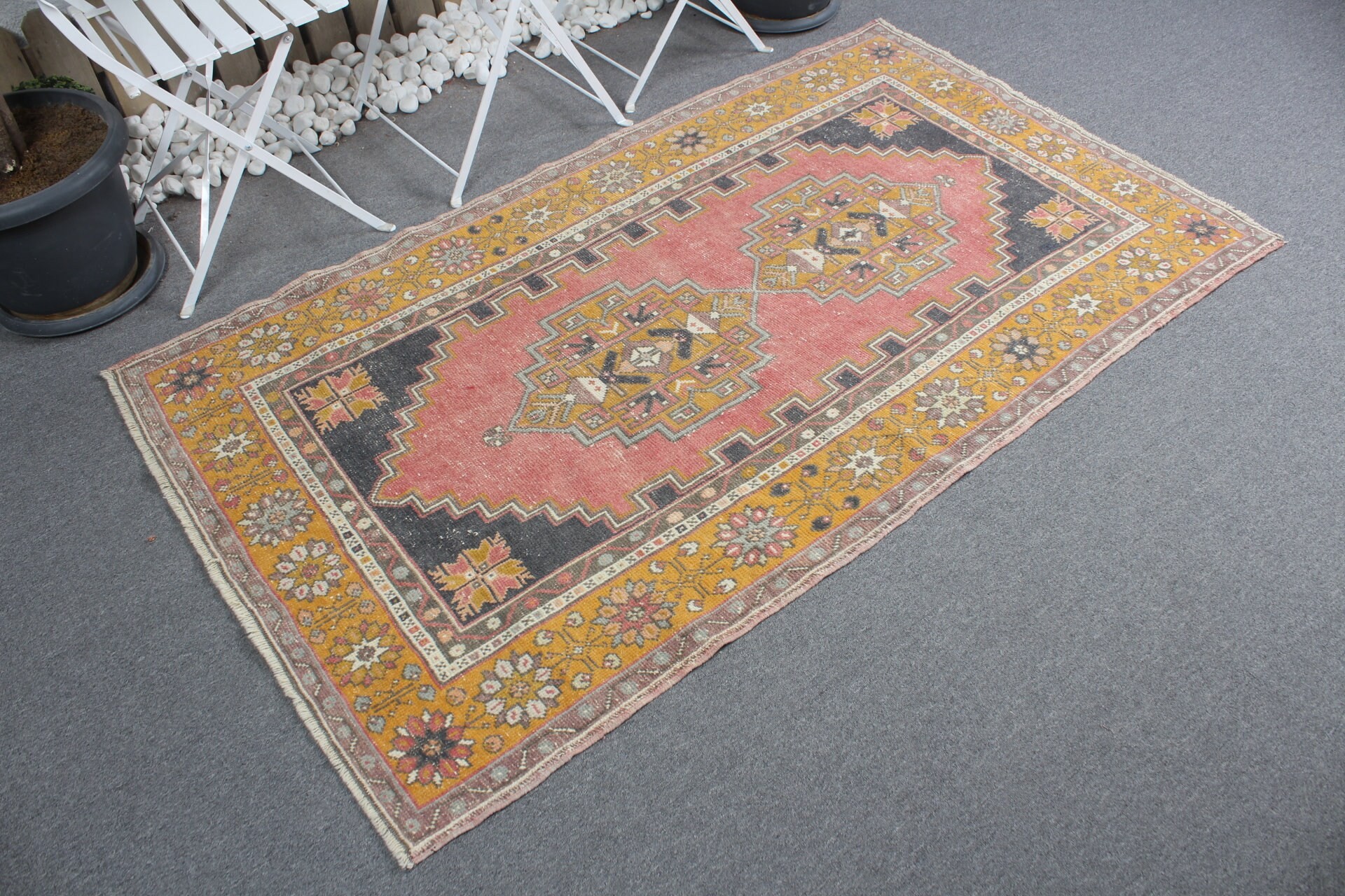 Yün Halı, 3,6x6,3 ft Aksan Halısı, Sevimli Halı, Çocuk Odası Halıları, Giriş Halıları, Türk Halısı, Mutfak Halısı, Vintage Halı, Yatak Odası Halıları, Kırmızı Yer Halısı