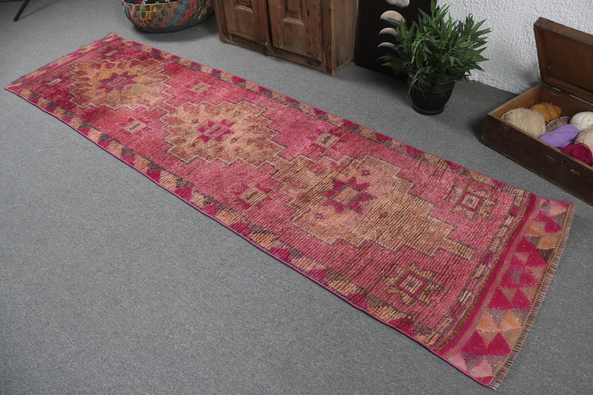 2.6x9.7 ft Runner Halıları, Runner Halıları, Türk Halıları, Lüks Halılar, Merdiven Halısı, Pembe Lüks Halı, Yatak Odası Halıları, Koridor Halısı, Vintage Halı