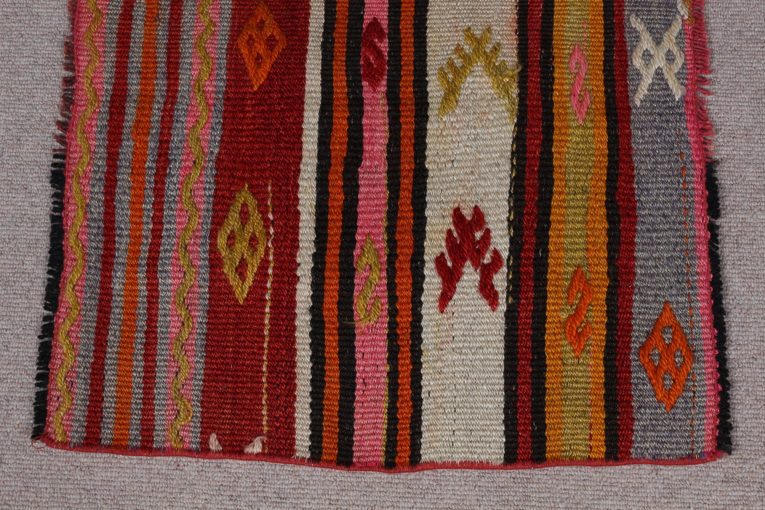 Vintage Rug, Turkish Rugs, Bathroom Rug, Retro Rug, Red Oriental Rug, Anatolian Rug, 2.5x1.9 ft Small Rug, Antique Rug, Nursery Rugs, Kilim
