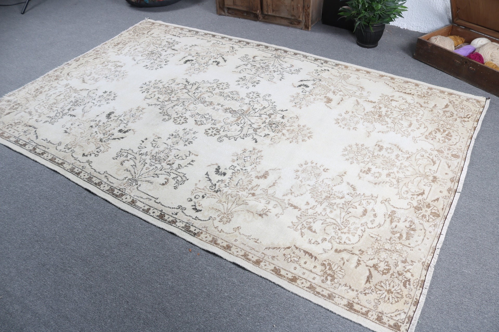 Büyük Boho Halılar, Bej Geometrik Halılar, Yemek Odası Halısı, 5.6x8.8 ft Büyük Halılar, Anadolu Halıları, El Dokuma Halılar, Vintage Halılar, Türk Halıları