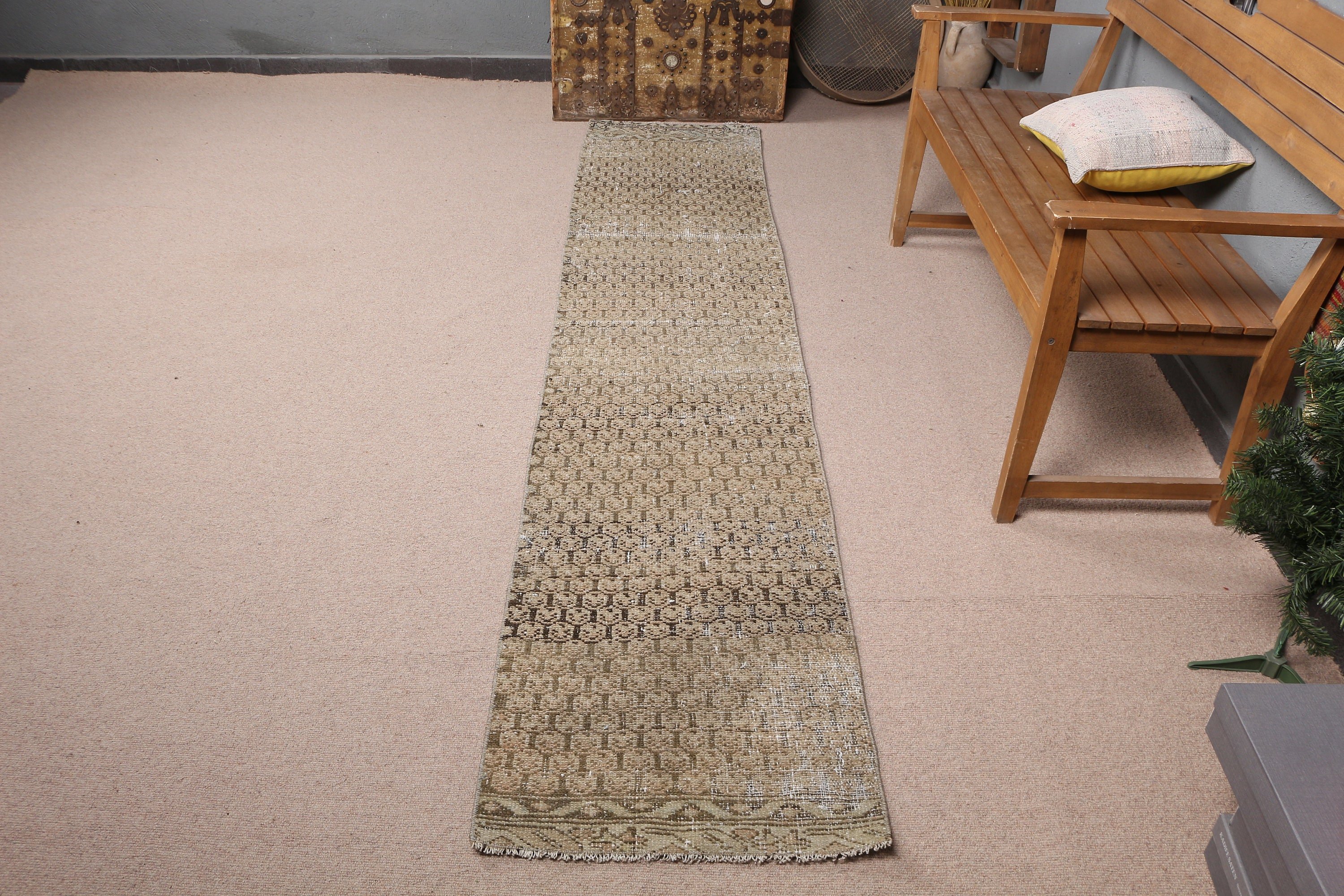 1.9x9.3 ft Runner Halı, Mutfak Halıları, Koridor Halısı, Oryantal Halı, Bej Fas Halısı, Türk Halısı, Vintage Halı, Yatak Odası Halısı, Merdiven Halısı