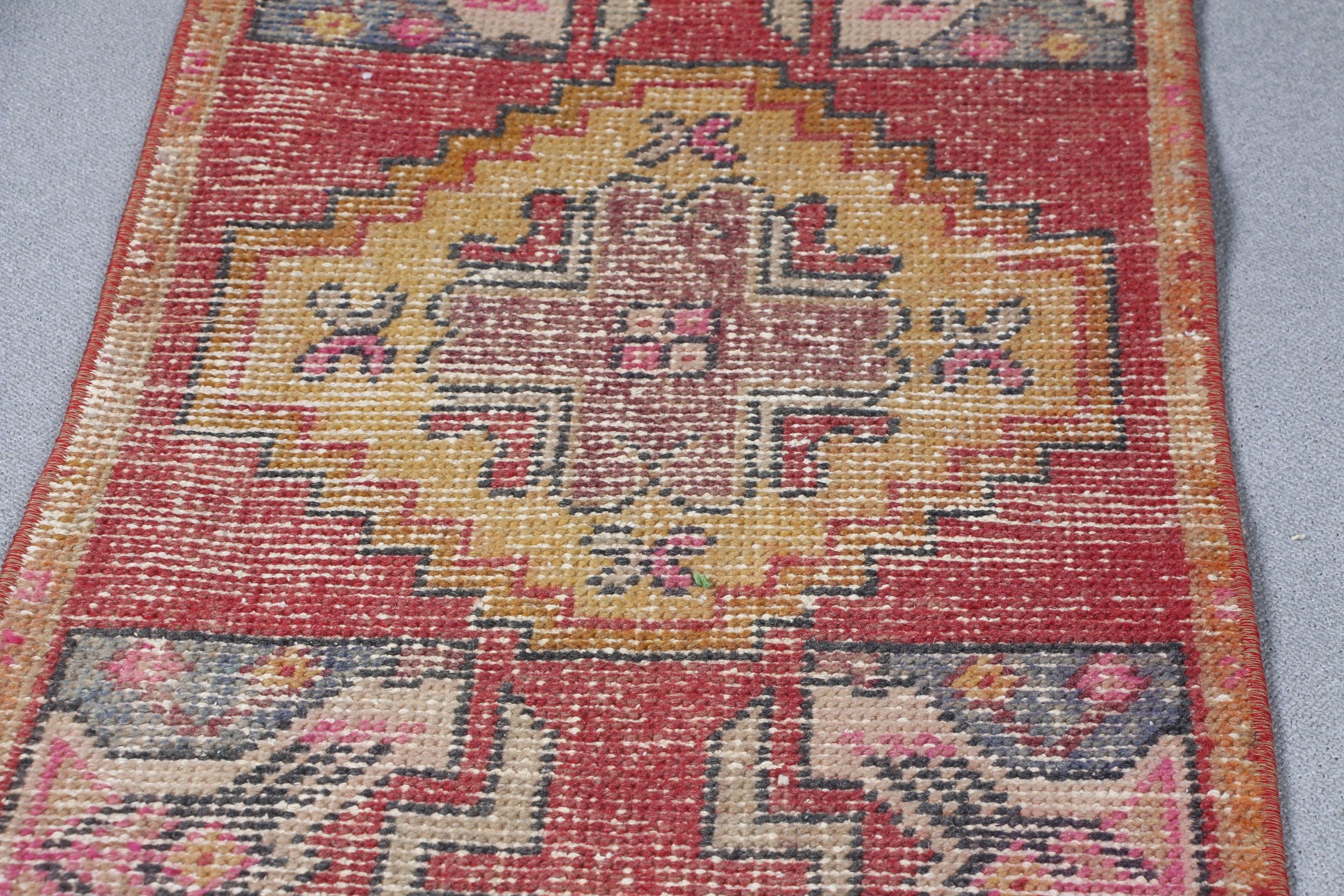 Anadolu Halısı, Araba Paspası Halıları, Vintage Halı, Banyo Halıları, Havalı Halılar, Kırmızı Yer Halısı, 1.5x2.8 ft Küçük Halı, Türk Halısı, Araba Paspas Halıları