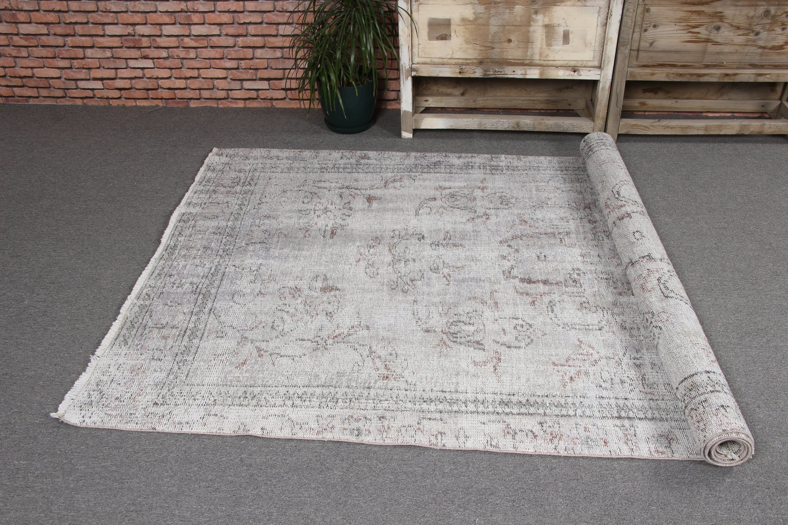 White Bedroom Rug, Salon Rug, Vintage Rug, Turkish Rugs, Rugs for Large Vintage, Luxury Rug, 4.8x9.3 ft Large Rugs, Handwoven Rug