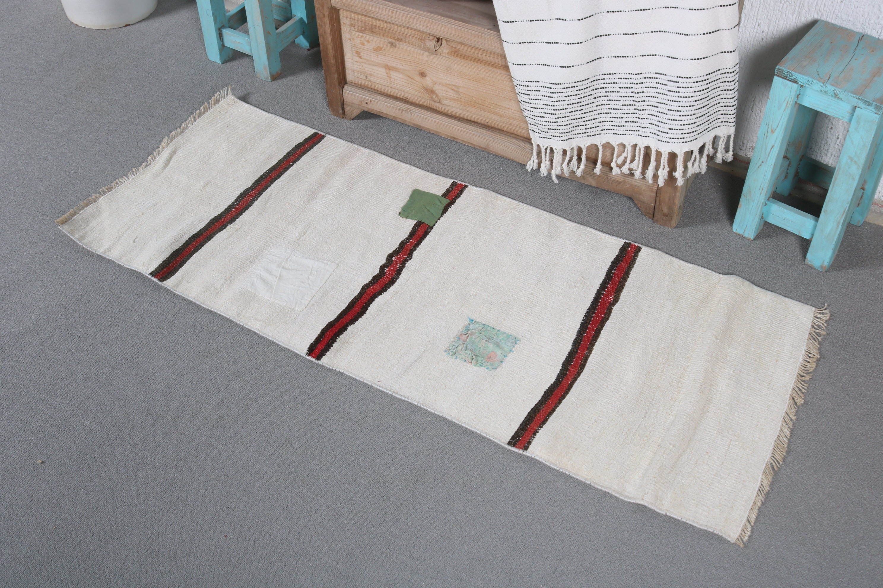 Dorm Rug, Turkish Rug, Bedroom Rugs, Home Decor Rug, Bathroom Rug, Entry Rugs, Vintage Rug, White Home Decor Rugs, 1.7x4.4 ft Small Rug