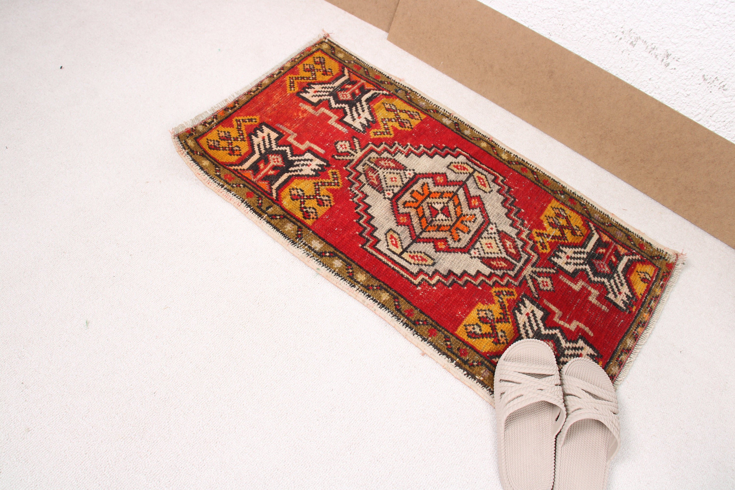 Red Anatolian Rug, Turkish Rug, 1.6x2.8 ft Small Rugs, Flatweave Rug, Small Boho Rugs, Bathroom Rug, Anatolian Rug, Vintage Rugs