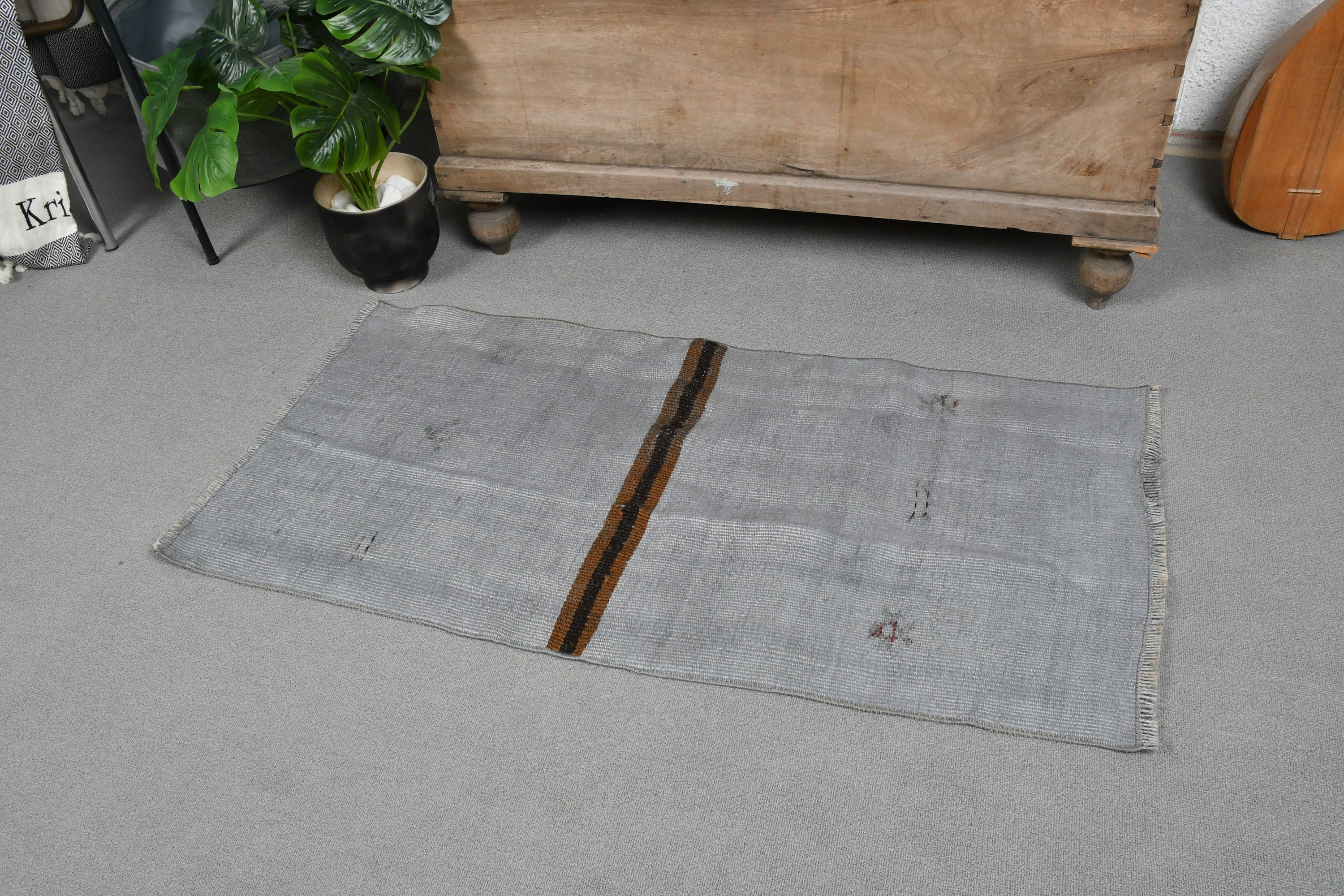 Gray Floor Rugs, Old Rug, Vintage Rug, 1.8x3.7 ft Small Rug, Anatolian Rug, Turkish Rug, Rugs for Entry, Entry Rugs, Wool Rug, Door Mat Rug