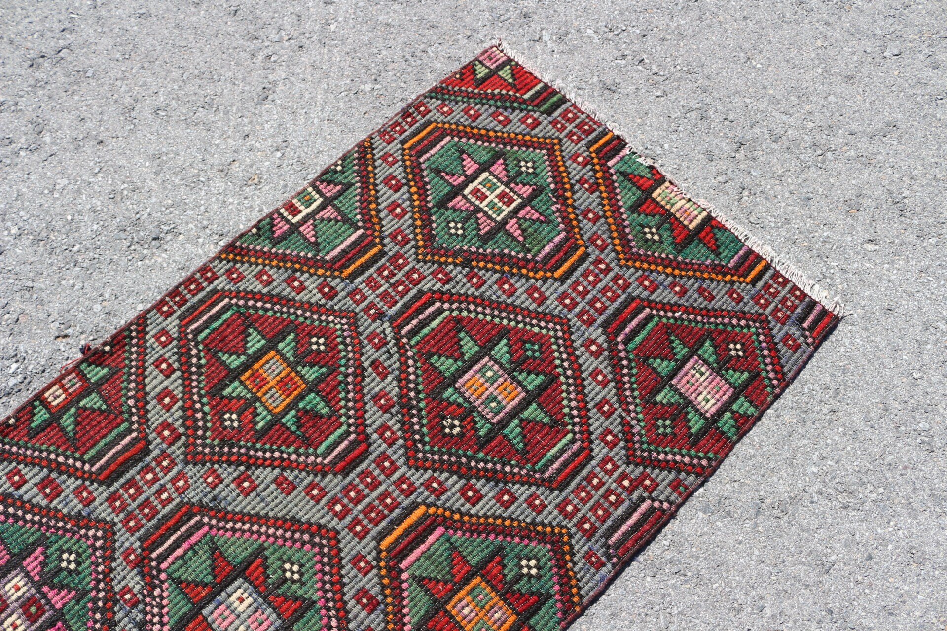 Yeşil Yün Halılar, Vintage Halılar, Retro Halı, Anadolu Halısı, Giriş Halısı, Türk Halıları, Fas Halısı, Çocuk Halısı, Kilim, 2,7x5,8 ft Aksan Halısı