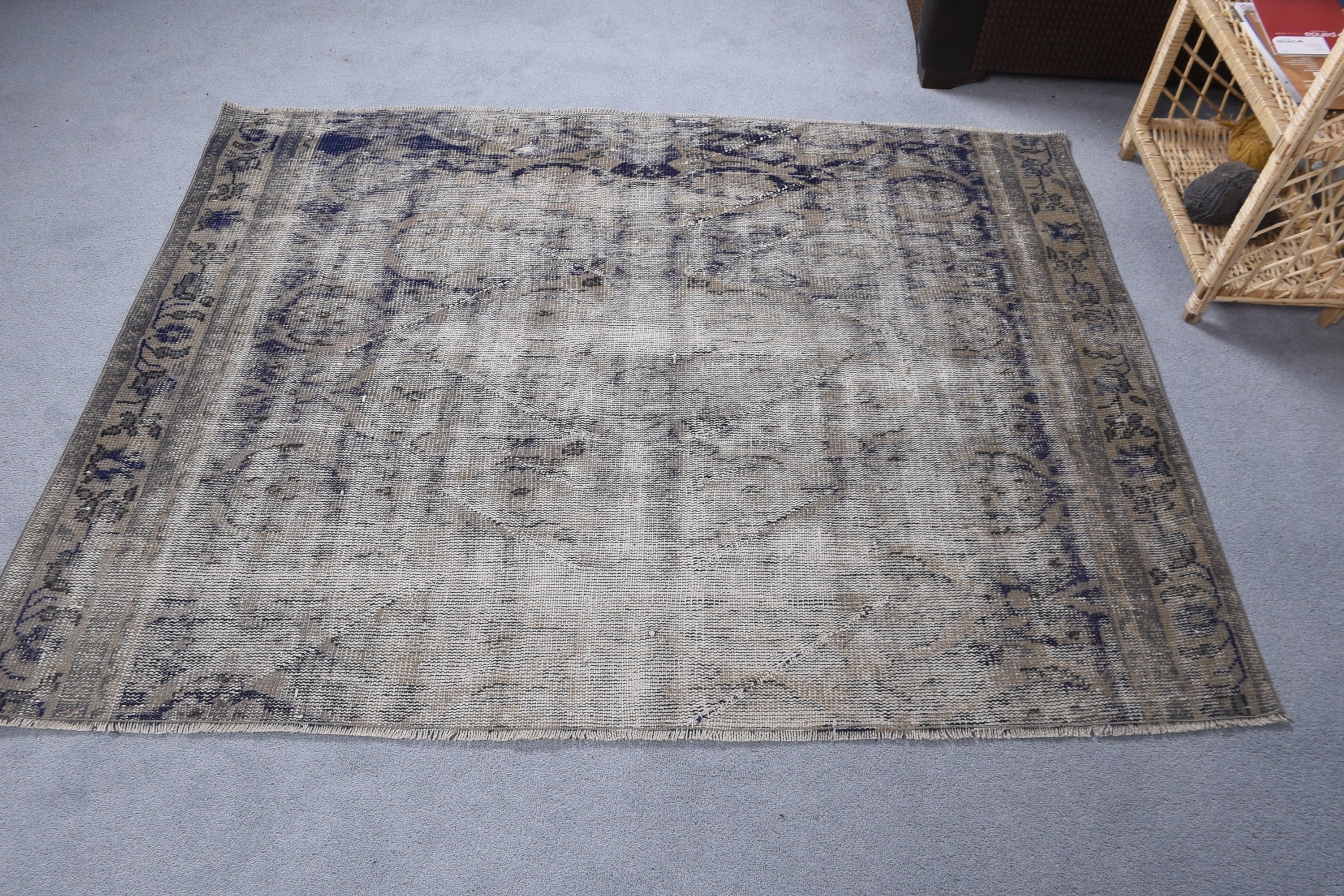 Bedroom Rug, Blue Anatolian Rug, Moroccan Rugs, Turkish Rug, 5.7x4.2 ft Accent Rug, Home Decor Rug, Rugs for Entry, Entry Rug, Vintage Rug