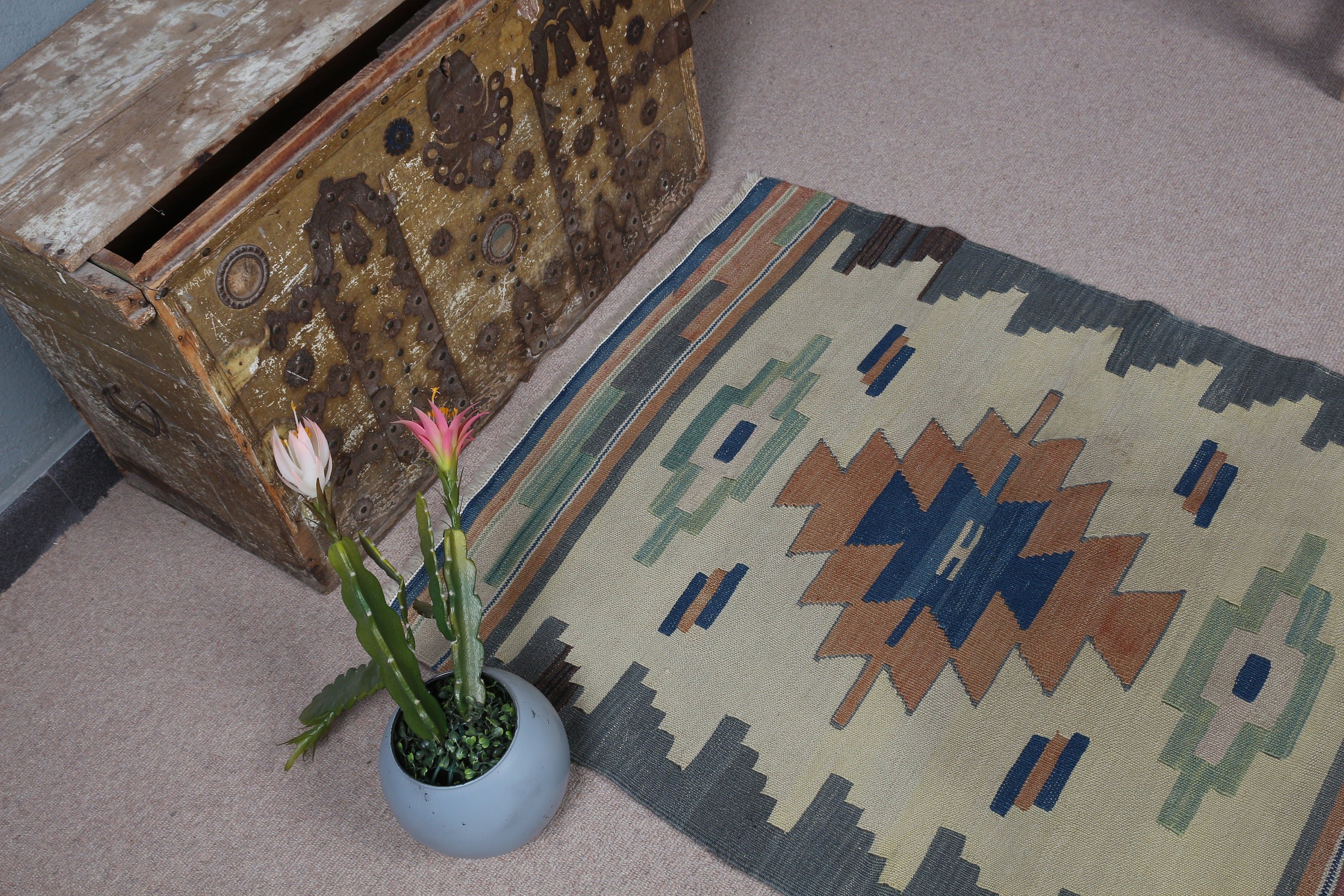 Pale Rug, Beige Floor Rug, Wall Hanging Rug, 2.7x3.5 ft Small Rugs, Oushak Rug, Turkish Rug, Kilim, Wool Rug, Car Mat Rugs, Vintage Rug