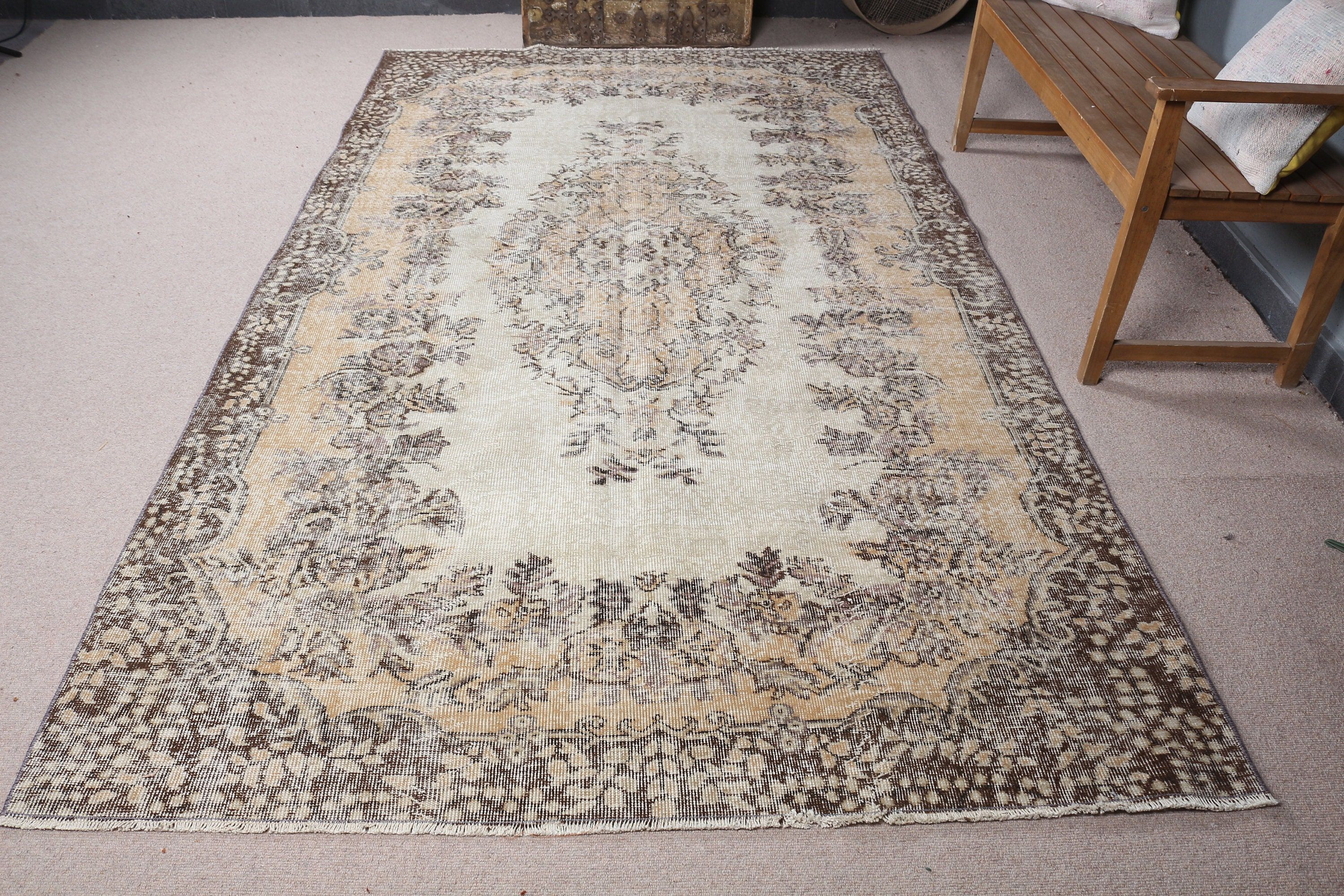 Floor Rug, Beige Anatolian Rugs, Turkish Rug, 5.7x10 ft Large Rug, Rugs for Salon, Vintage Rugs, Cool Rug, Salon Rug, Dining Room Rug