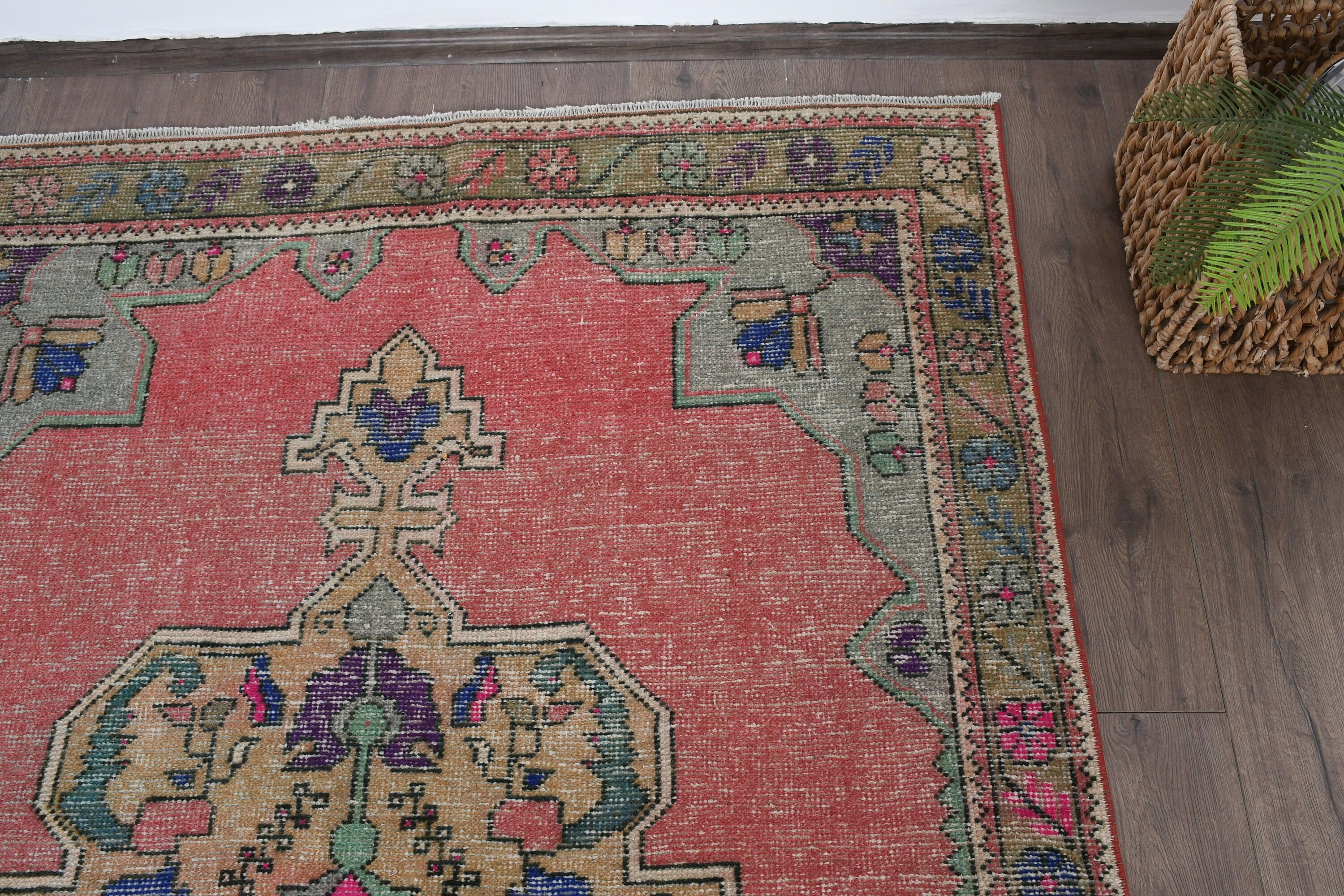 Salon Rug, Pink Moroccan Rugs, Vintage Rug, Home Decor Rug, Turkish Rugs, Office Rug, Living Room Rugs, Floor Rug, 4.7x8.8 ft Large Rug