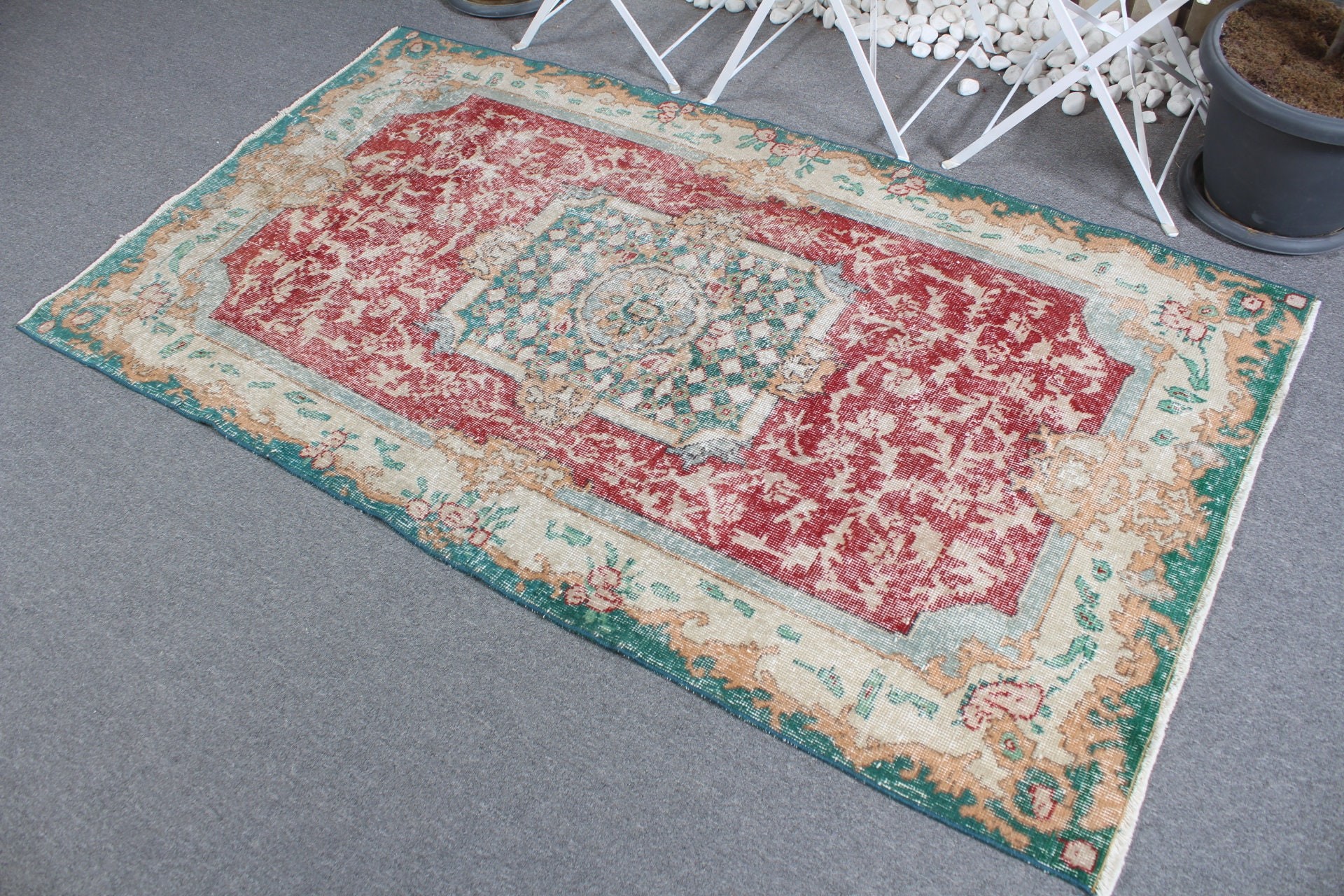 Vintage Decor Rug, Anatolian Rug, Rugs for Entry, Nursery Rugs, Red Bedroom Rug, Cool Rug, 3.7x6.4 ft Accent Rug, Vintage Rugs, Turkish Rug