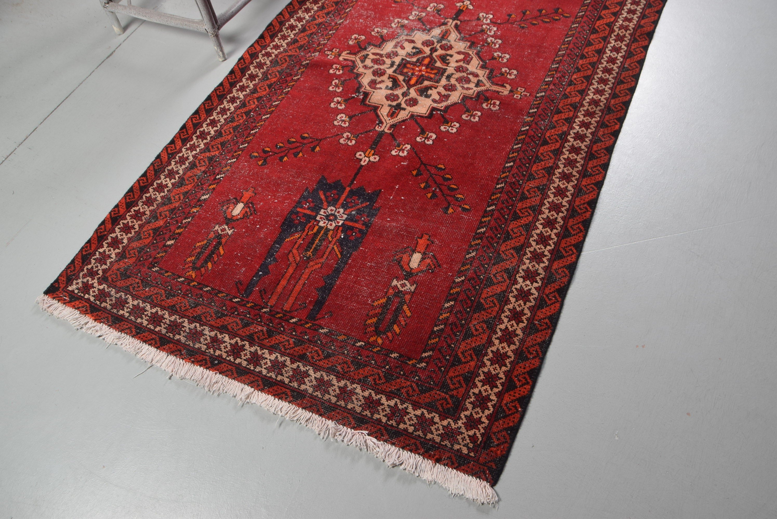 Sessiz Halı, 3.9x6.8 ft Alan Halıları, Oushak Halısı, İç Mekan Halısı, Yemek Odası Halıları, Vintage Halı, Kırmızı Oushak Halısı, Türk Halısı, Mutfak Halıları