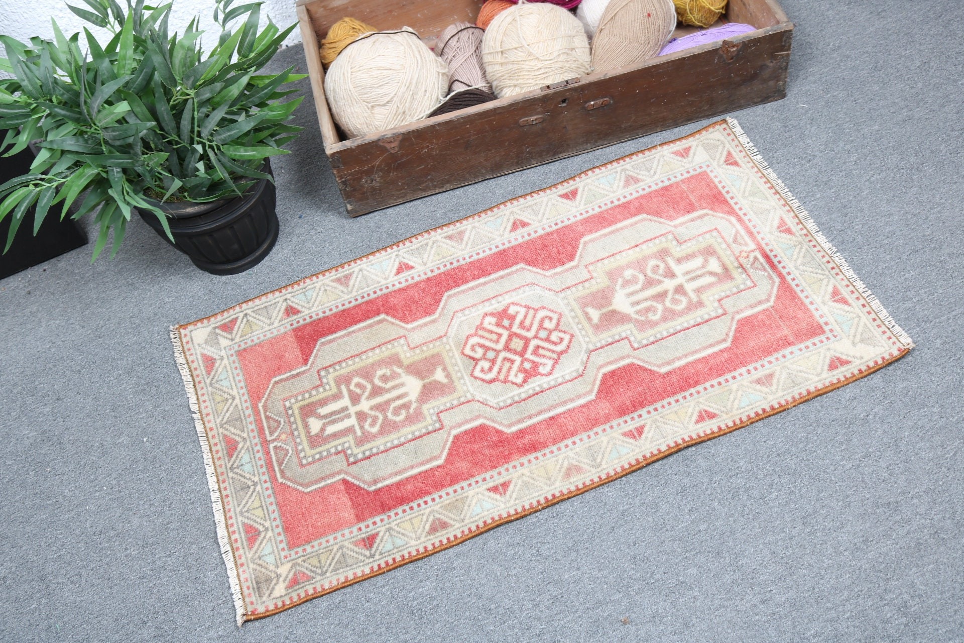 Turkish Rugs, Bathroom Rugs, Red Moroccan Rug, Boho Rug, 1.6x3.1 ft Small Rugs, Vintage Rugs, Bedroom Rug, Cute Bath Mat Rug, Car Mat Rugs