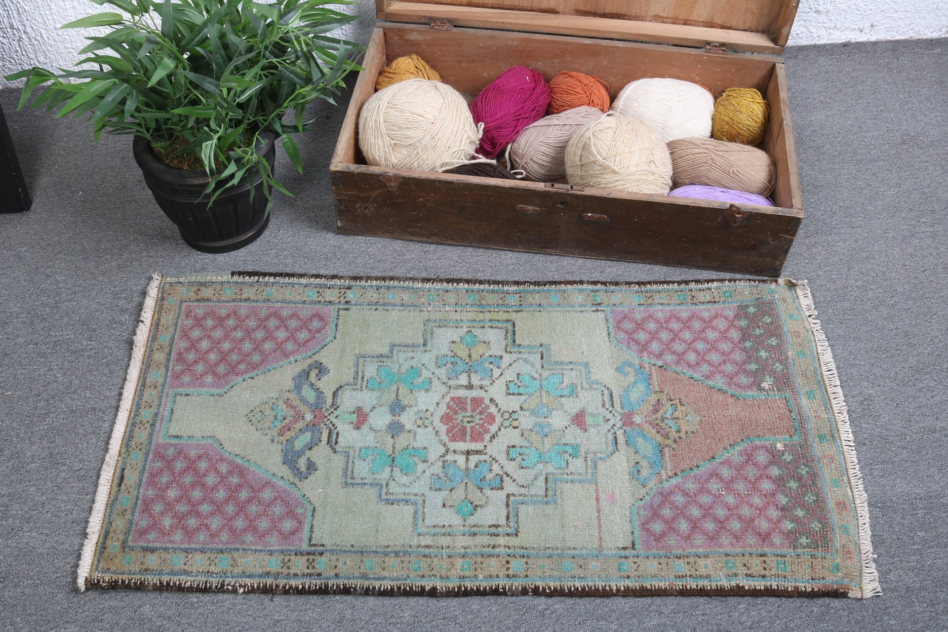 Yün Halılar, Çocuk Halıları, Vintage Halı, Dış Mekan Halıları, 1,7x3,4 ft Küçük Halı, Banyo Halısı, Türk Halıları, El Dokuma Halı, Yeşil Anadolu Halıları