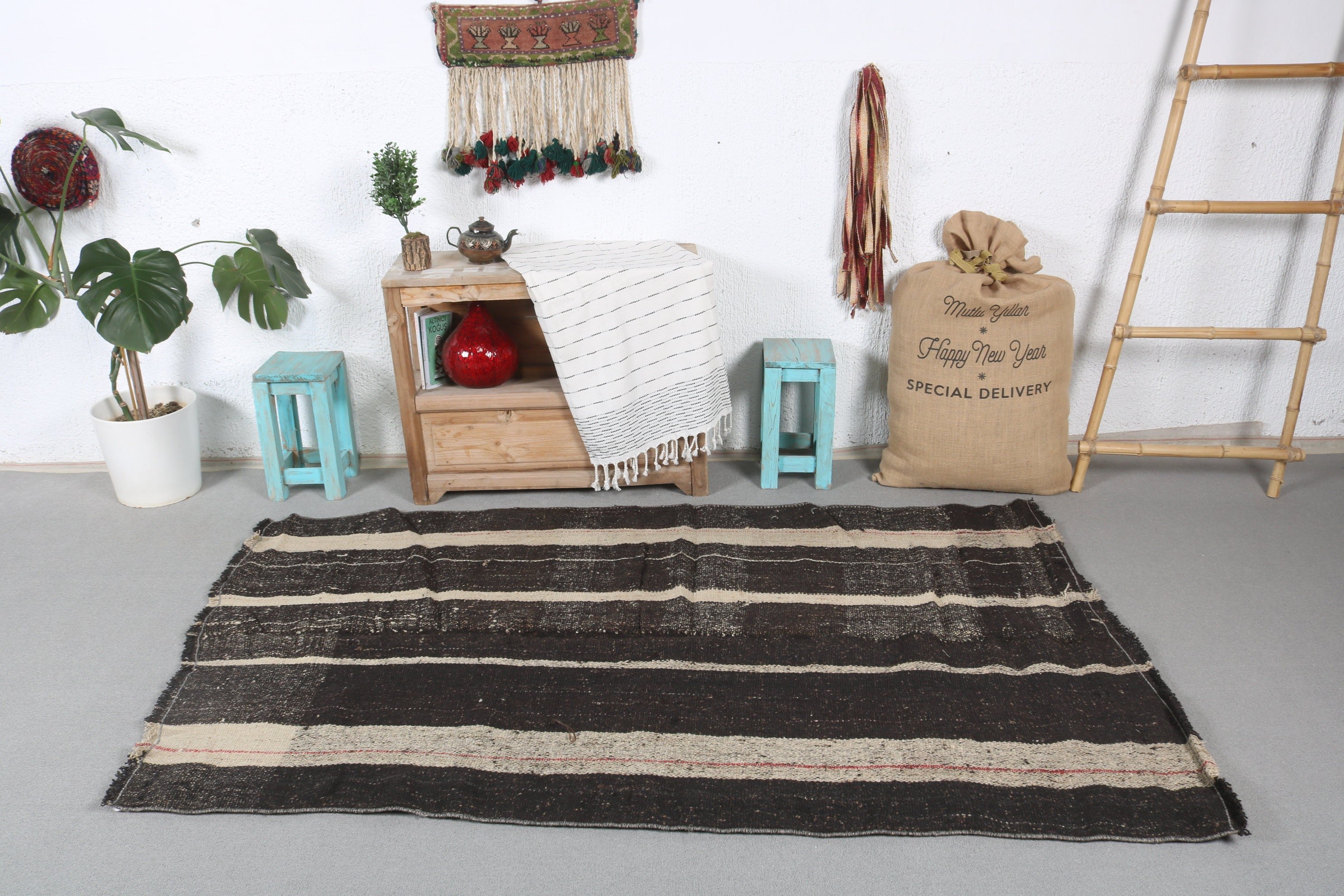 Vintage Rug, Black Moroccan Rug, Anatolian Rugs, Kilim, Muted Rug, Nursery Rugs, 3.7x6.6 ft Area Rugs, Turkish Rug, Kitchen Rugs, Floor Rug