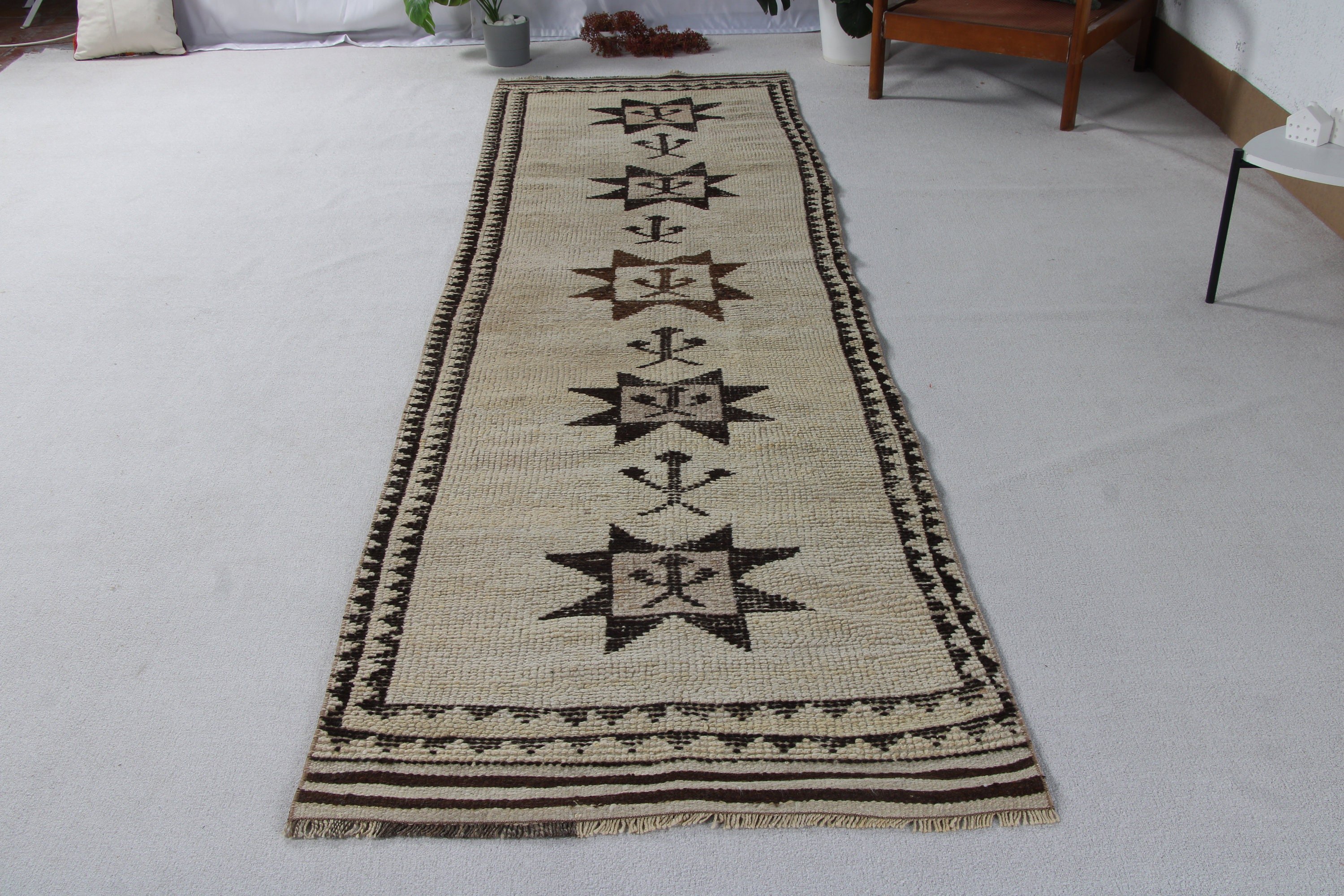 Beni Ourain Runner Halıları, 3.3x11.7 ft Runner Halıları, Nötr Halı, Vintage Halı, Kahverengi Soğuk Halı, Merdiven Halıları, Türk Halıları, El Dokuma Halıları