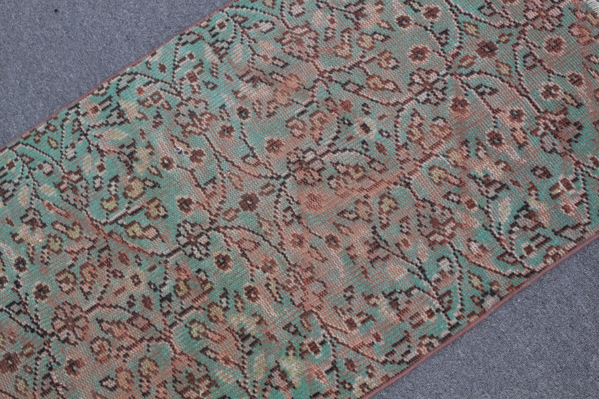 Yün Halılar, Yatak Odası Halıları, Vintage Halı, Türk Halısı, Paspas Halısı, Çocuk Odası Halıları, Banyo Halısı, Yeşil Oushak Halıları, 2.3x4.1 ft Küçük Halı