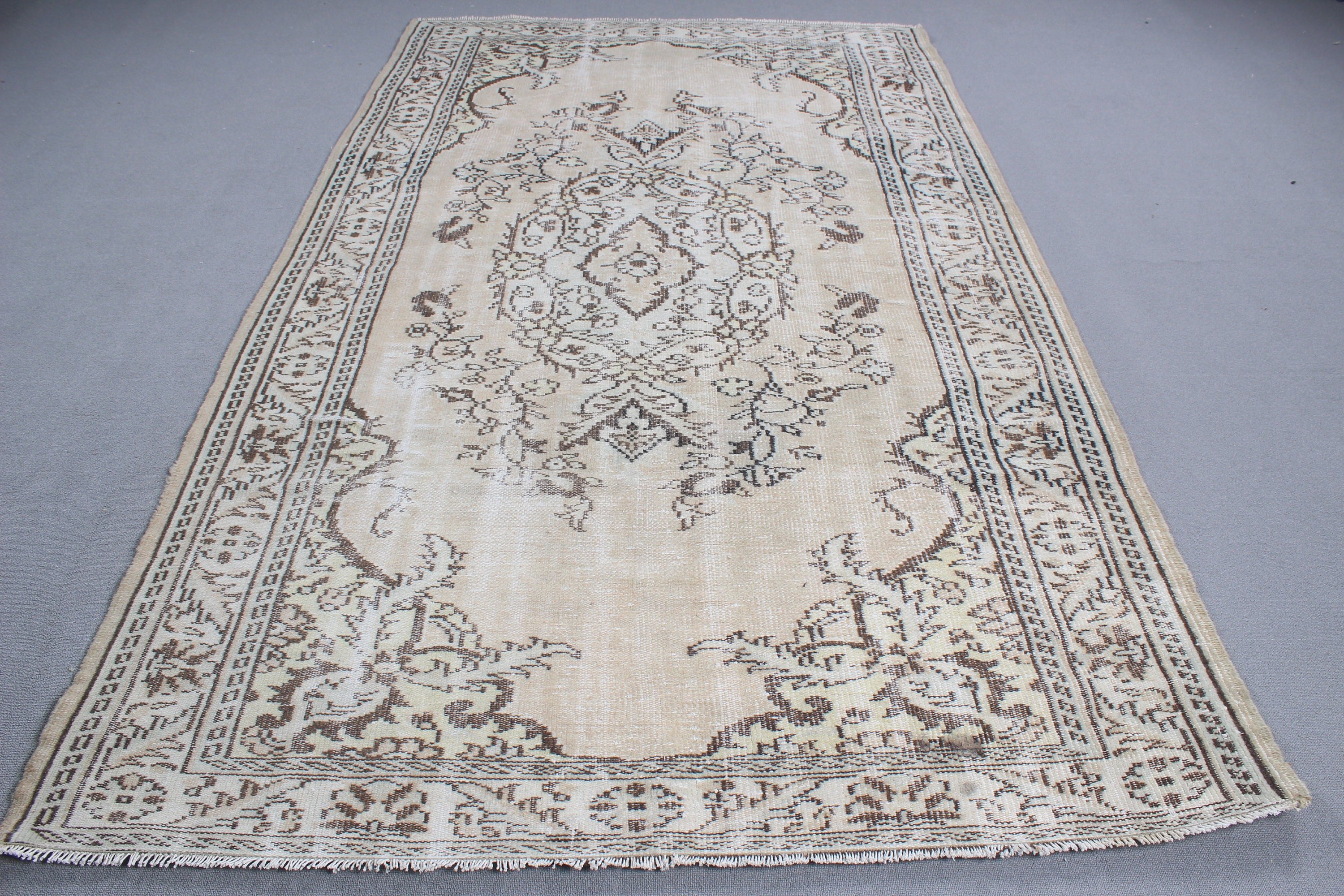 Bej Lüks Halı, Büyük Oushak Halılar, Vintage Halı, 5,5x8,8 ft Büyük Halılar, Antika Halılar, Organik Halılar, Salon Halısı, Boho Halısı, Türk Halısı