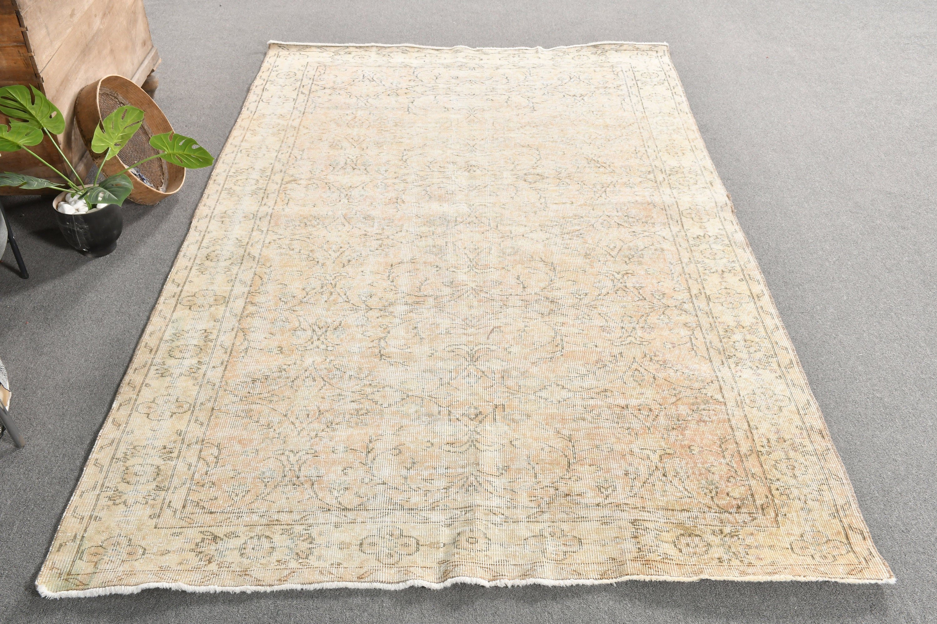 Floor Rug, White Wool Rug, 5.5x8.9 ft Large Rug, Moroccan Rug, Salon Rug, Vintage Rug, Turkish Rug, Living Room Rugs, Rugs for Dining Room