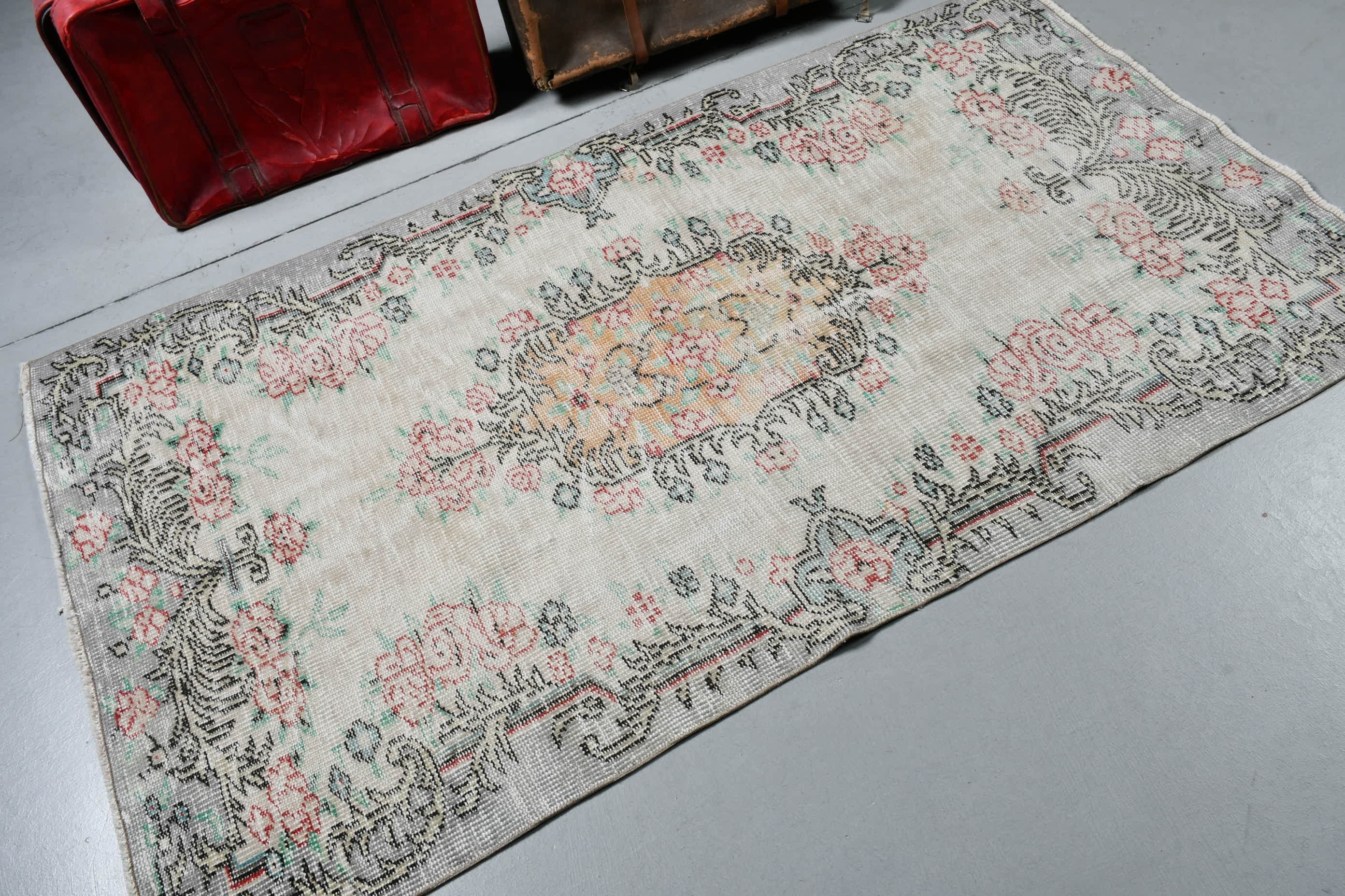 Vintage Halı, Bej Yün Halı, 3,6x6,3 ft Accent Halı, Giriş Halısı, Anadolu Halısı, Türk Halıları, Yatak Odası Halısı, Fas Halıları, Mutfak Halıları